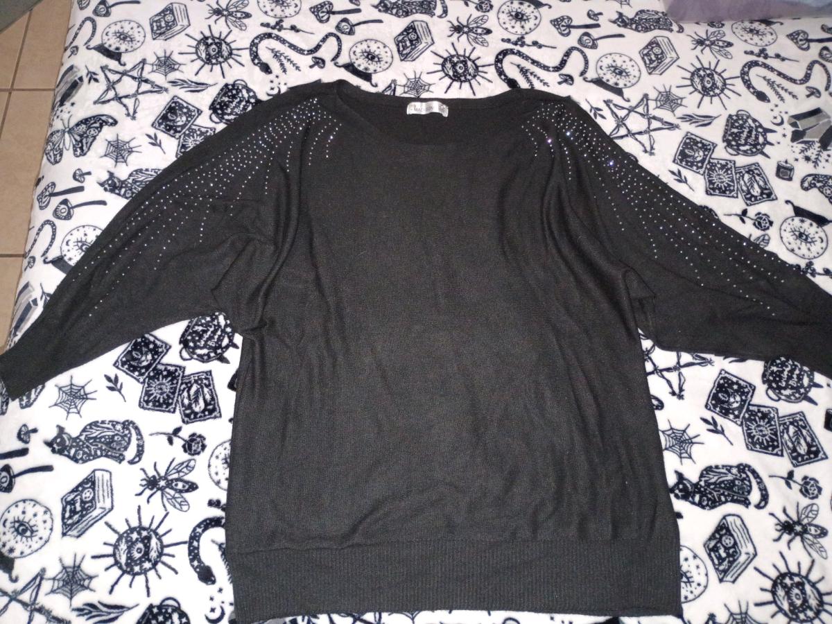89th Madison Blouse - Longwood, Florida - FleaMarketBay