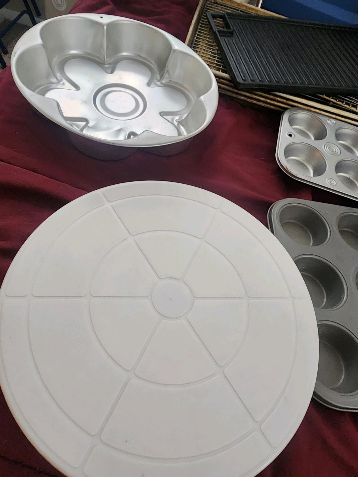 kitchen baking cast iron camping dishes - Knoxville, Tennessee - FleaMarketBay