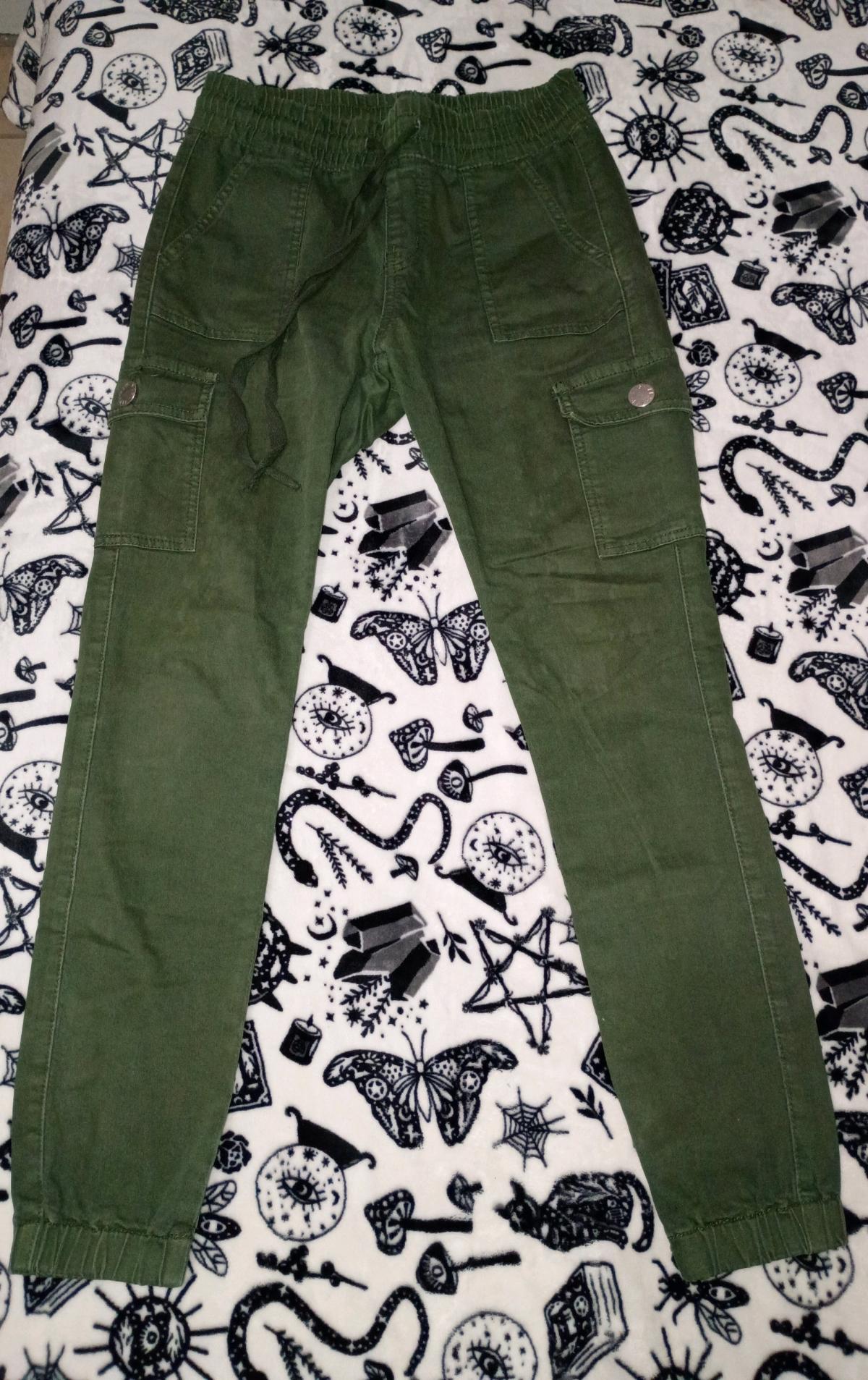 VIP Outerwear Trousers - Longwood, Florida - FleaMarketBay