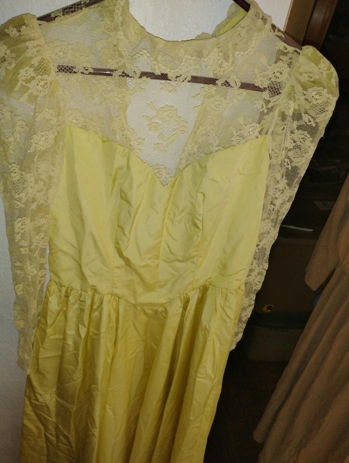 Vintage 1980 Gunne Sax Gown - Saint Cloud, Florida - FleaMarketBay