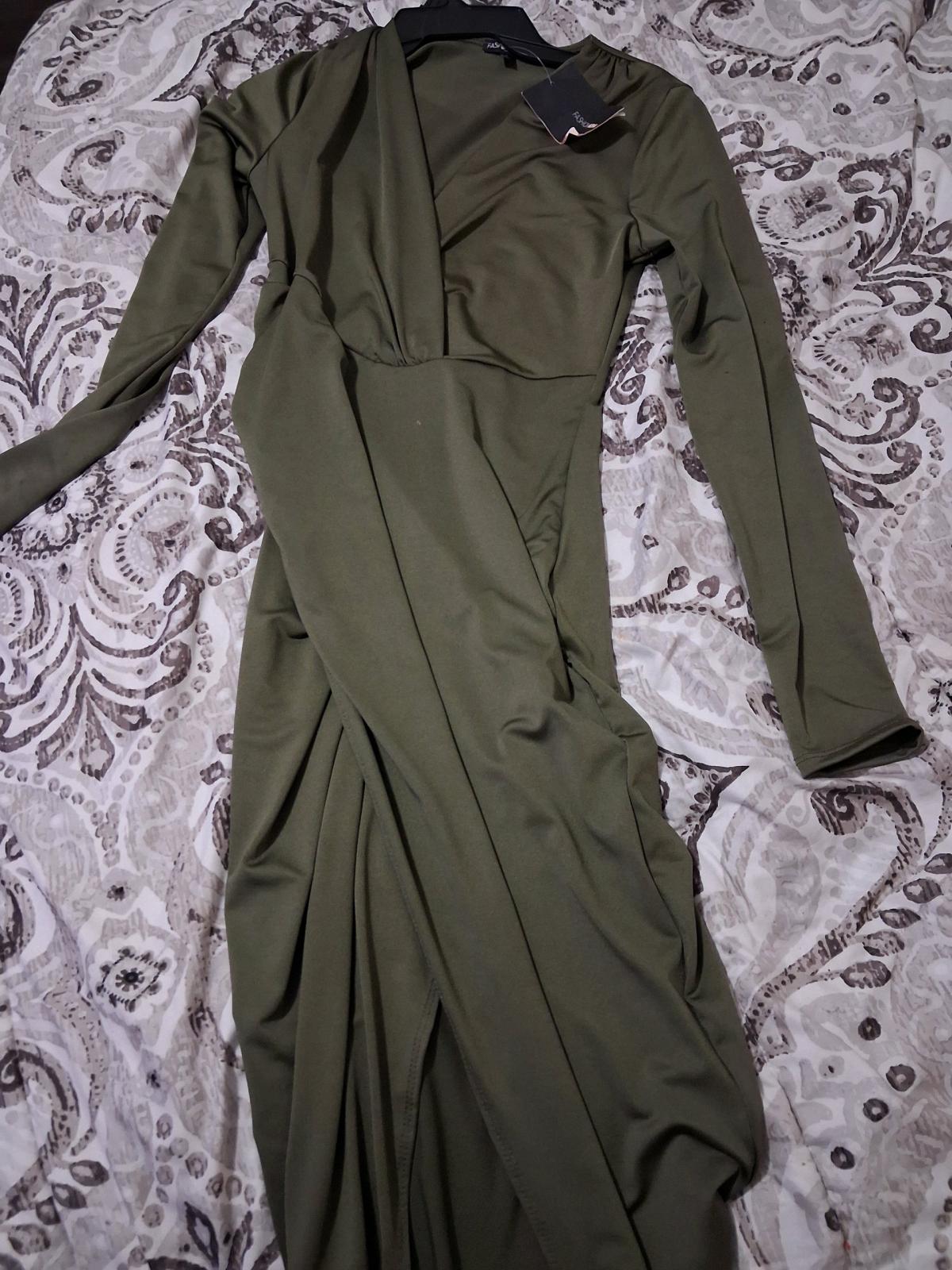 Olive Green V Neck Long Sleeve MidiMaxi Dress - Clayton, Georgia - FleaMarketBay