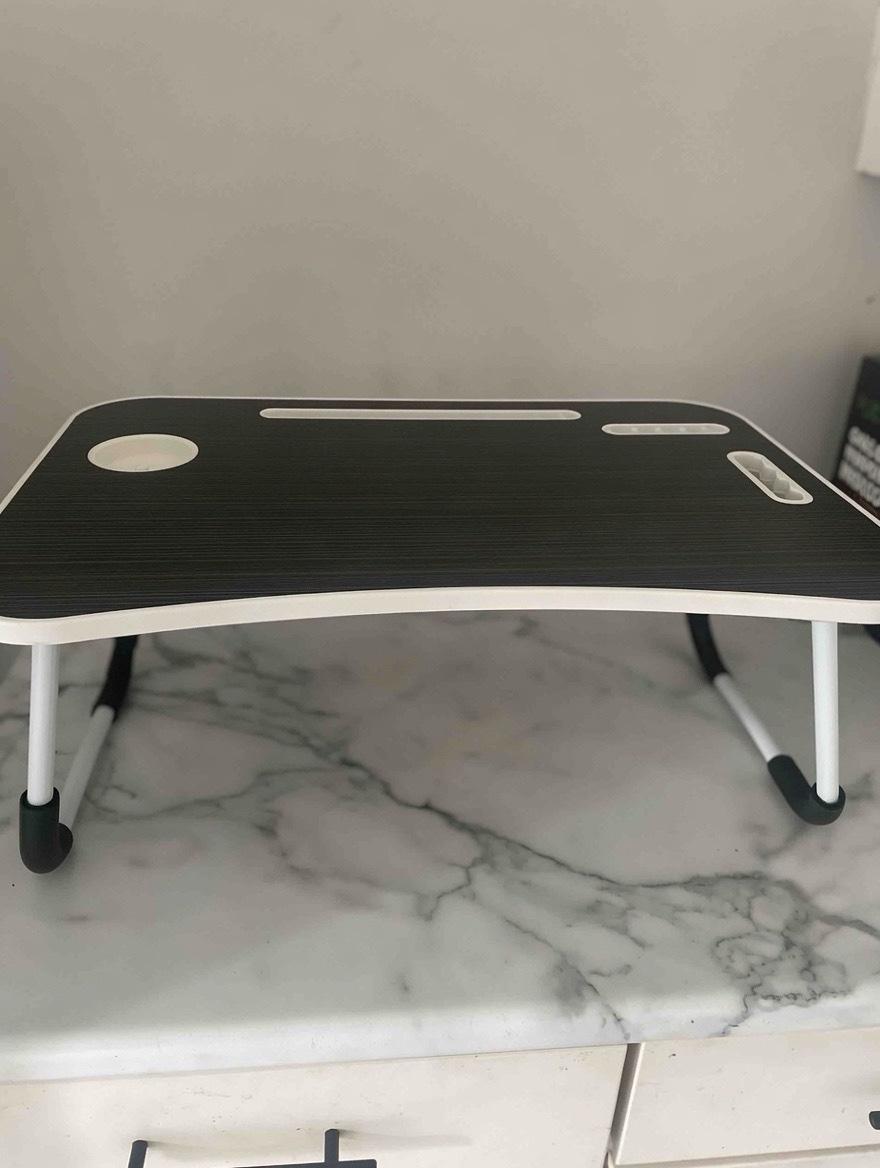 Line ultra large portable laptop bed table - Michigan Center, Michigan - FleaMarketBay