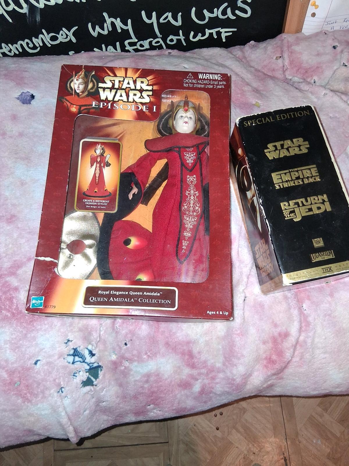 Star wars collectibles - Fort Smith, Arkansas - FleaMarketBay