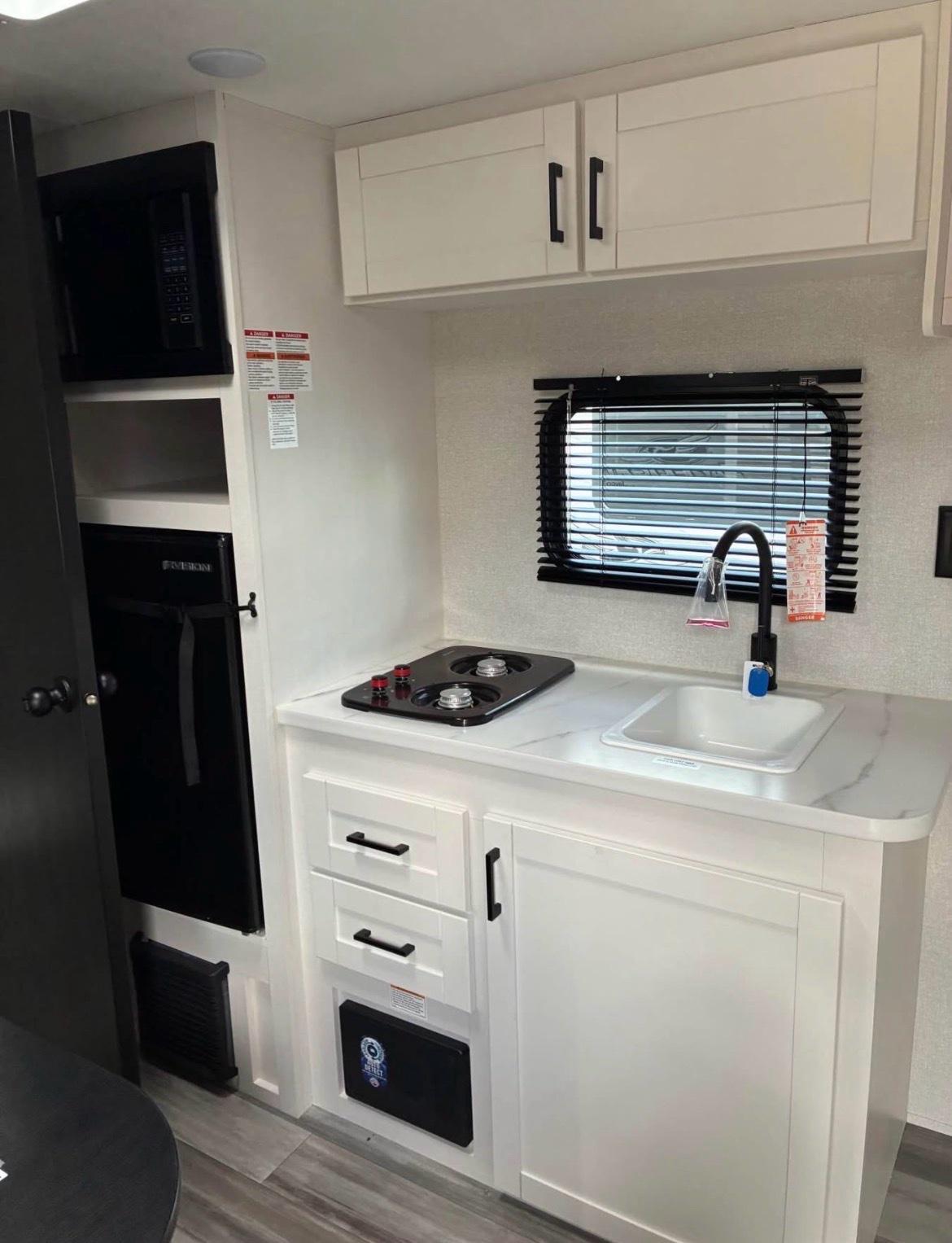 2026 Jayco SLX 170FQ - Dover, Florida - FleaMarketBay