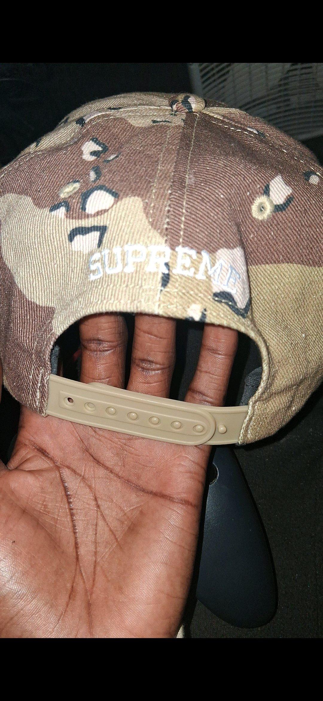 Supreme hat - Markham, Illinois - FleaMarketBay