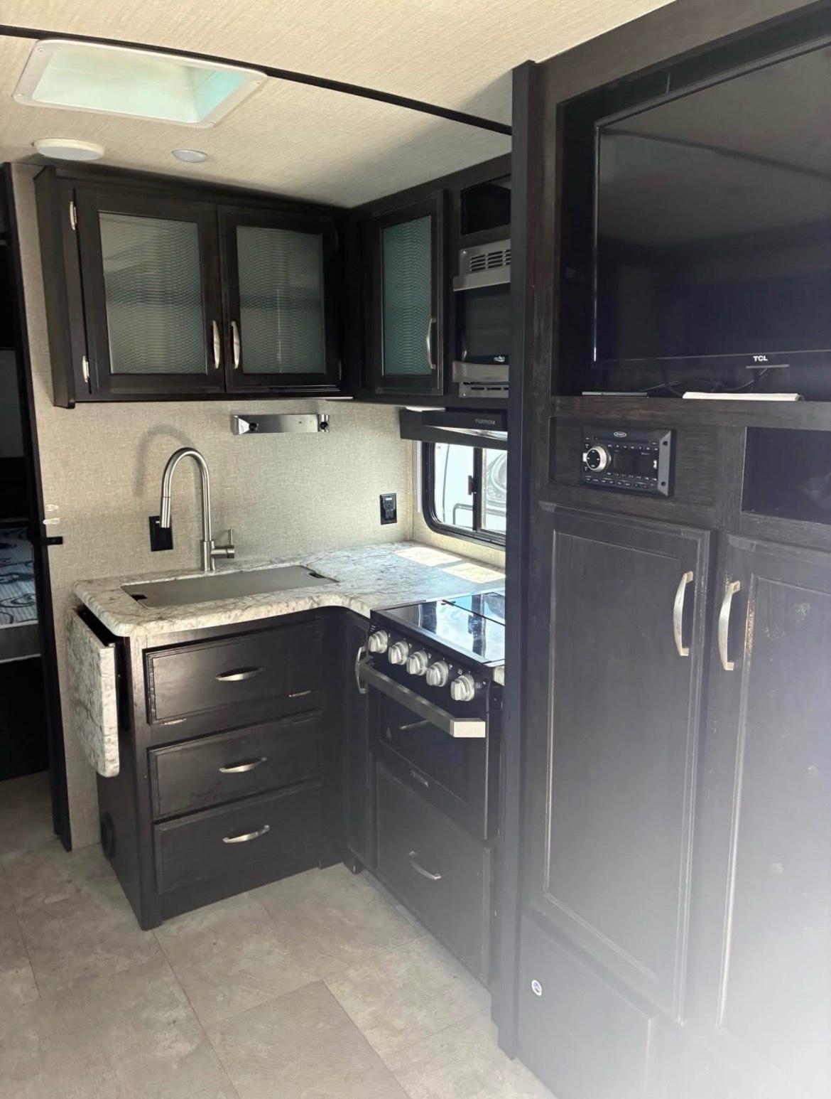 2020 Grand Design 2150RB - Dover, Florida - FleaMarketBay