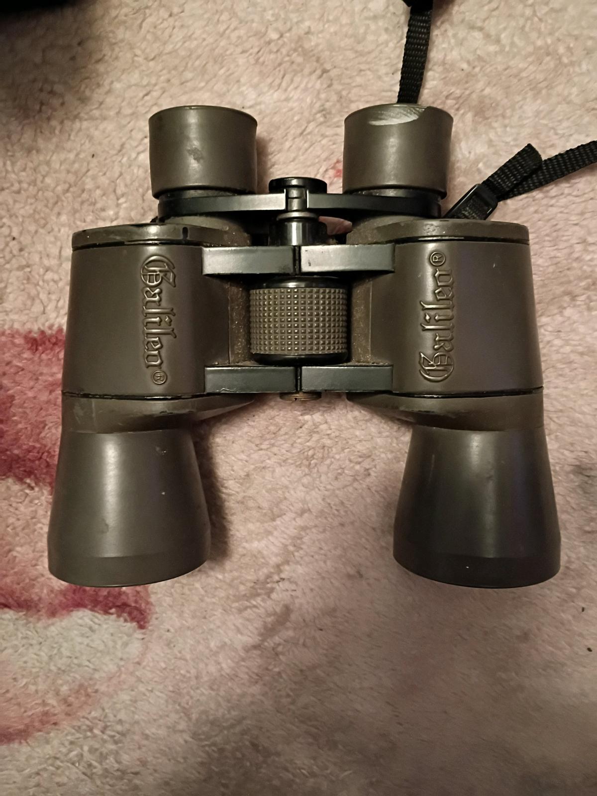 selling this vinaculars - Alameda, California - FleaMarketBay