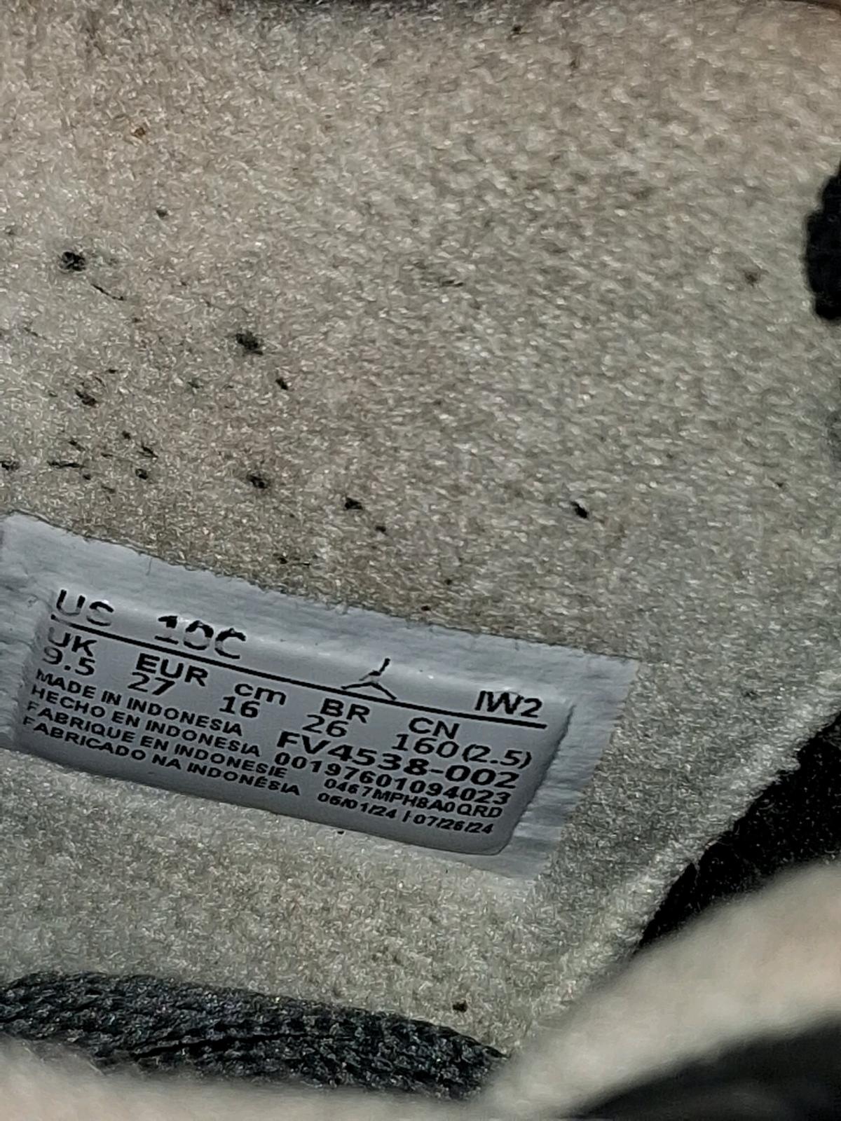 5 pairs childrens jordans - Appleton, Wisconsin - FleaMarketBay