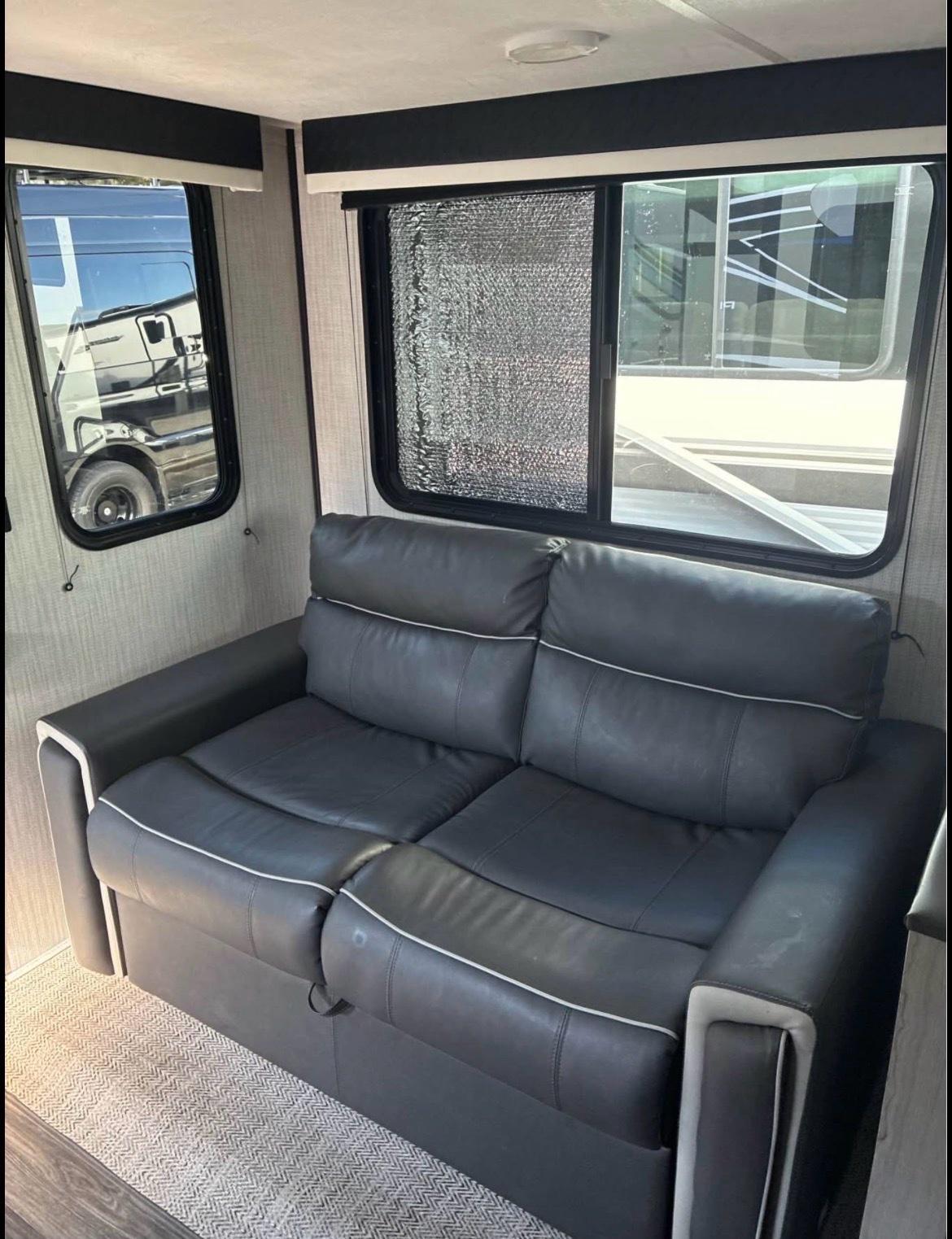 2021 Heartland Mallard M27 - Dover, Florida - FleaMarketBay