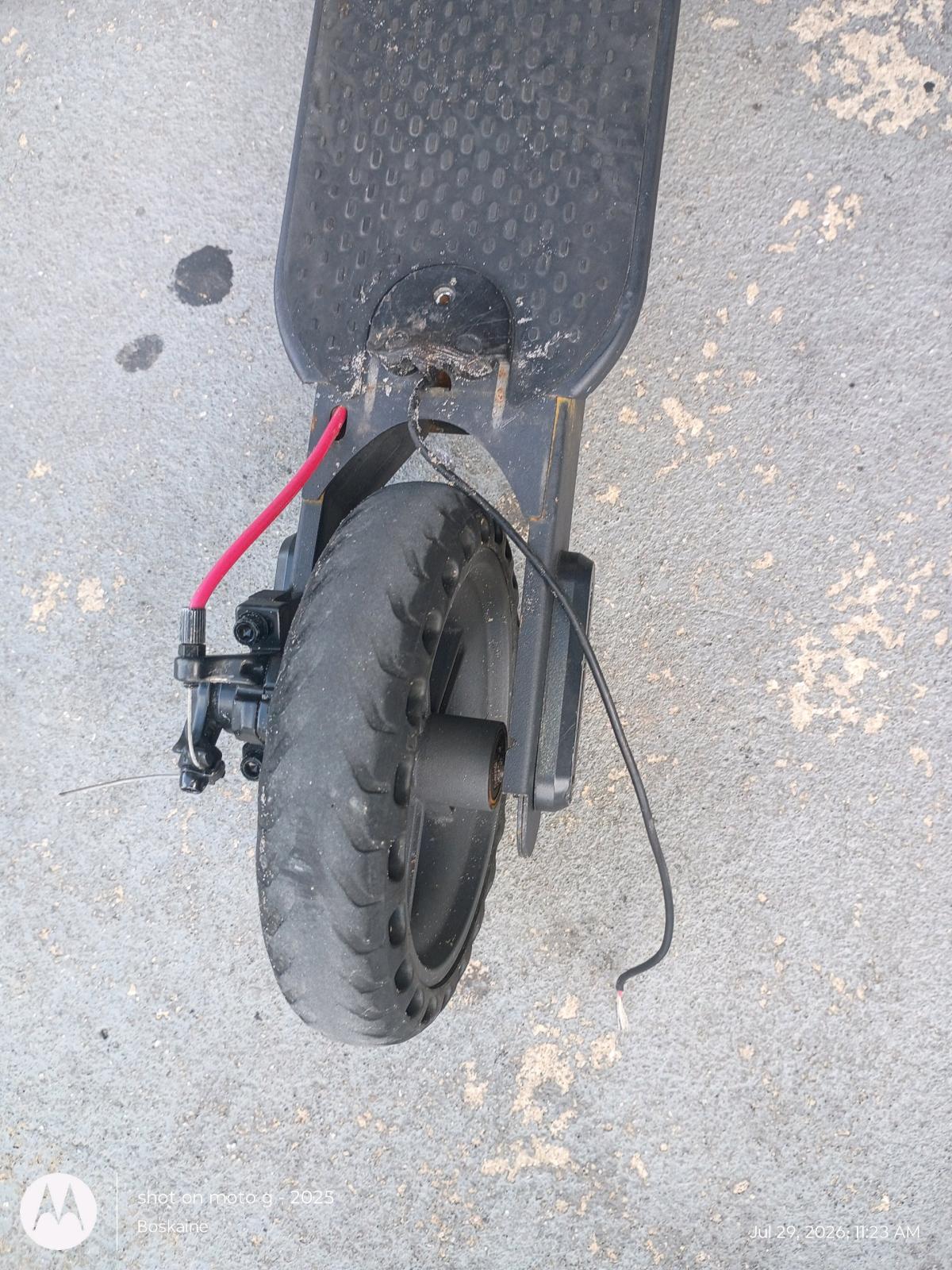 Joyhis JS Android Electric Scooter W Charger - Stuart, Florida - FleaMarketBay
