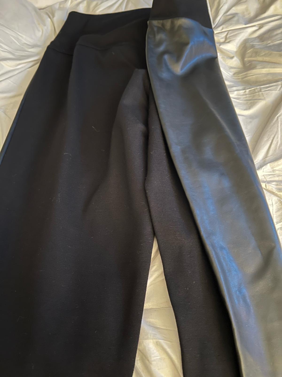 2Tone Faux leather one sided xl - Lynn, Massachusetts - FleaMarketBay