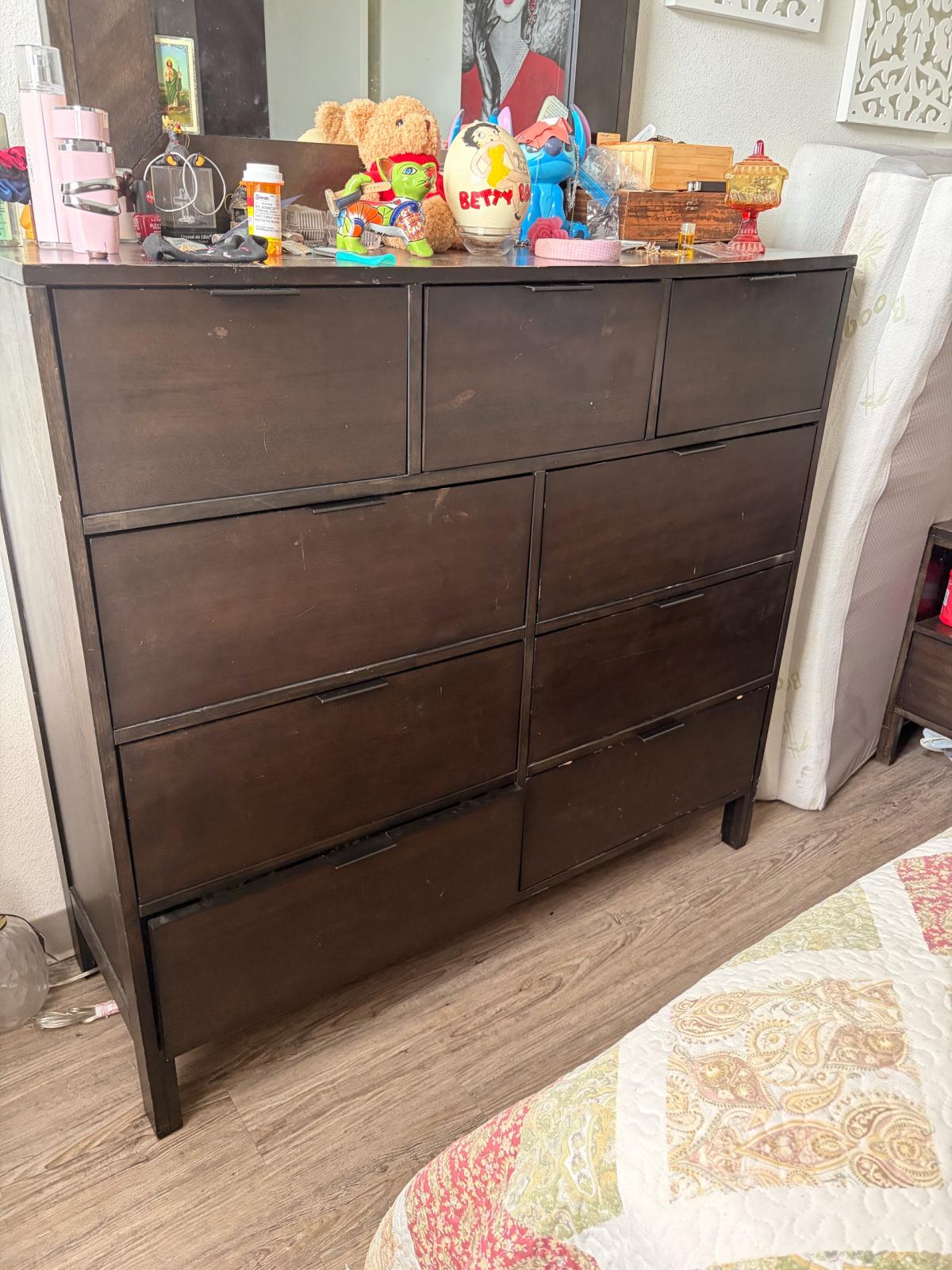 queen size bedroom set - Las Cruces, New Mexico - FleaMarketBay