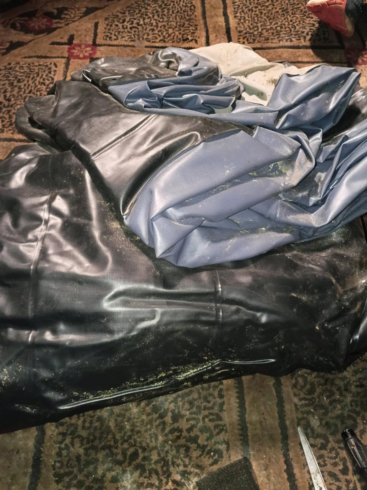 king size blow up bed - Warren, Ohio - FleaMarketBay