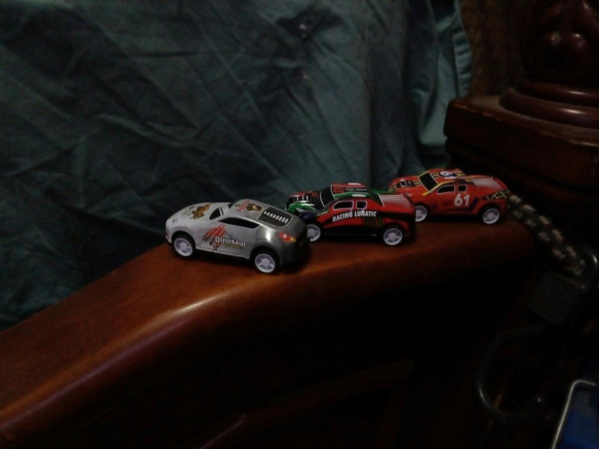 100 Hot Wheel Cars - Vernon, Texas - FleaMarketBay