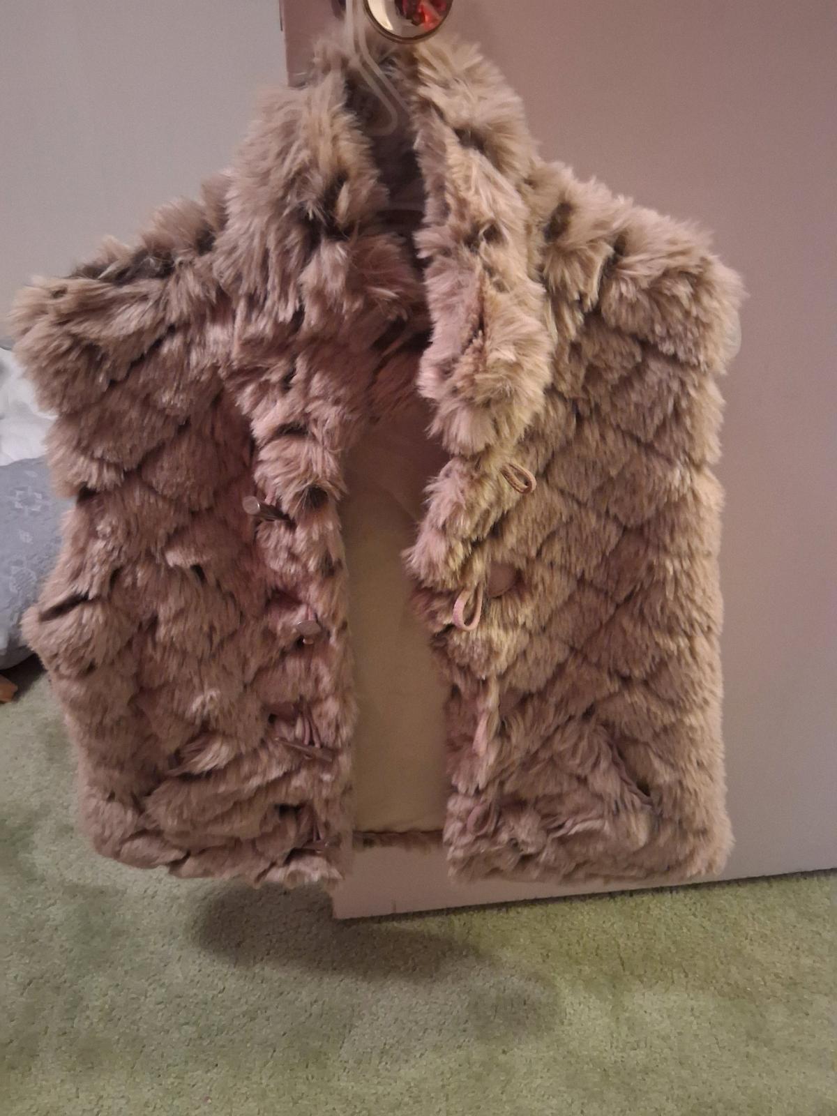 baxis faux fur - Benton, Arkansas - FleaMarketBay