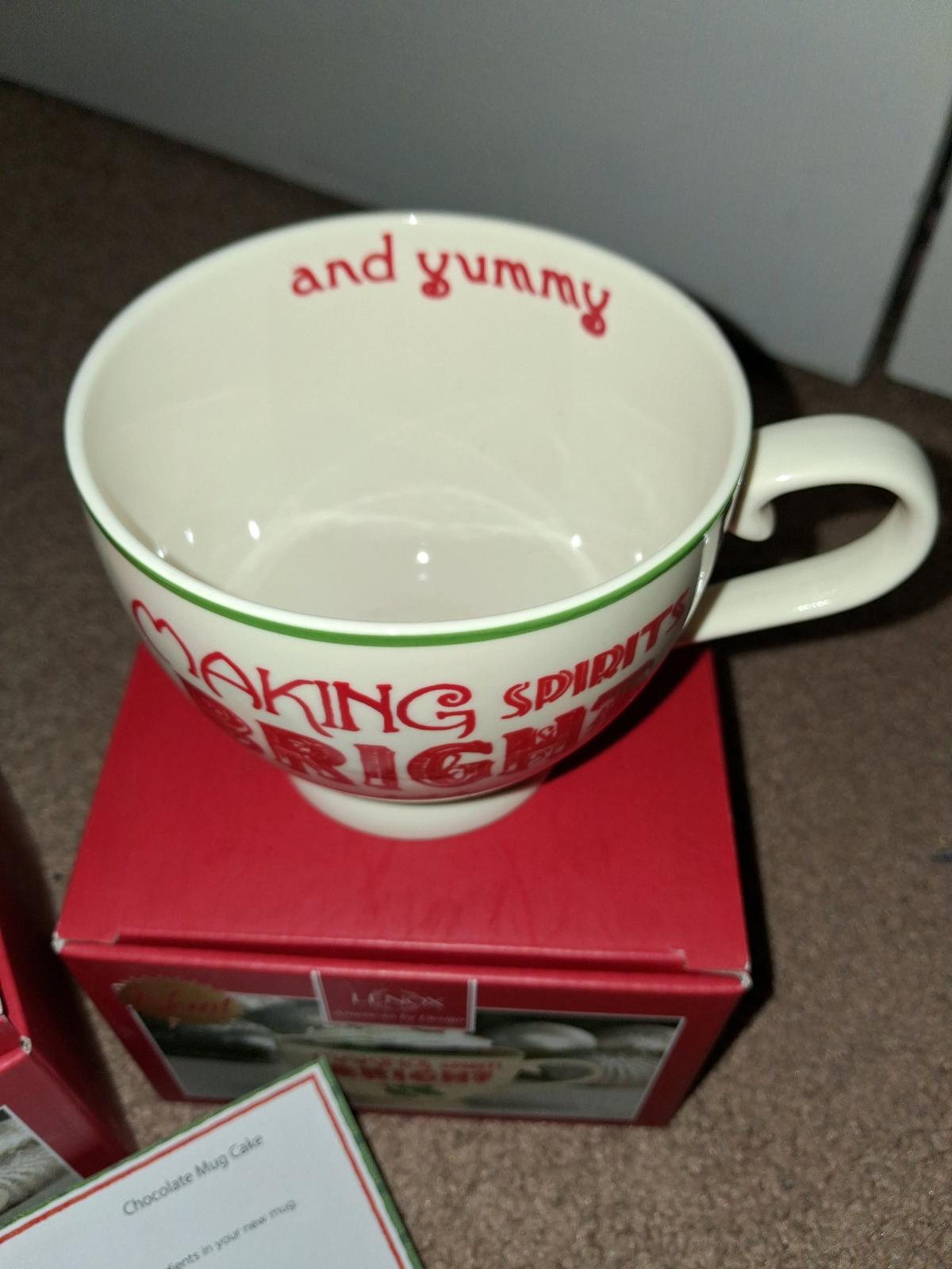home decor Lenox 2 christmas mugs and 2 Yankee candles ext - Saint Marys City, Maryland - FleaMarketBay