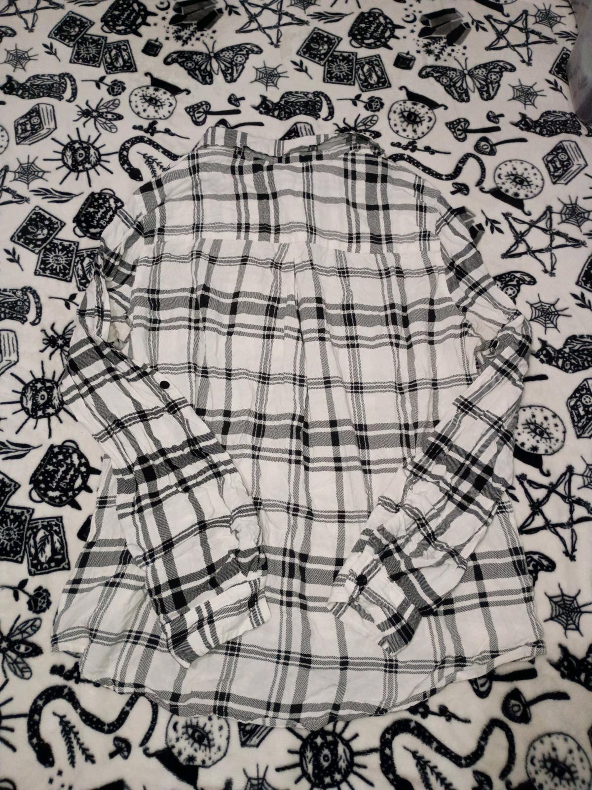 Polly And Esther Blouse - Longwood, Florida - FleaMarketBay