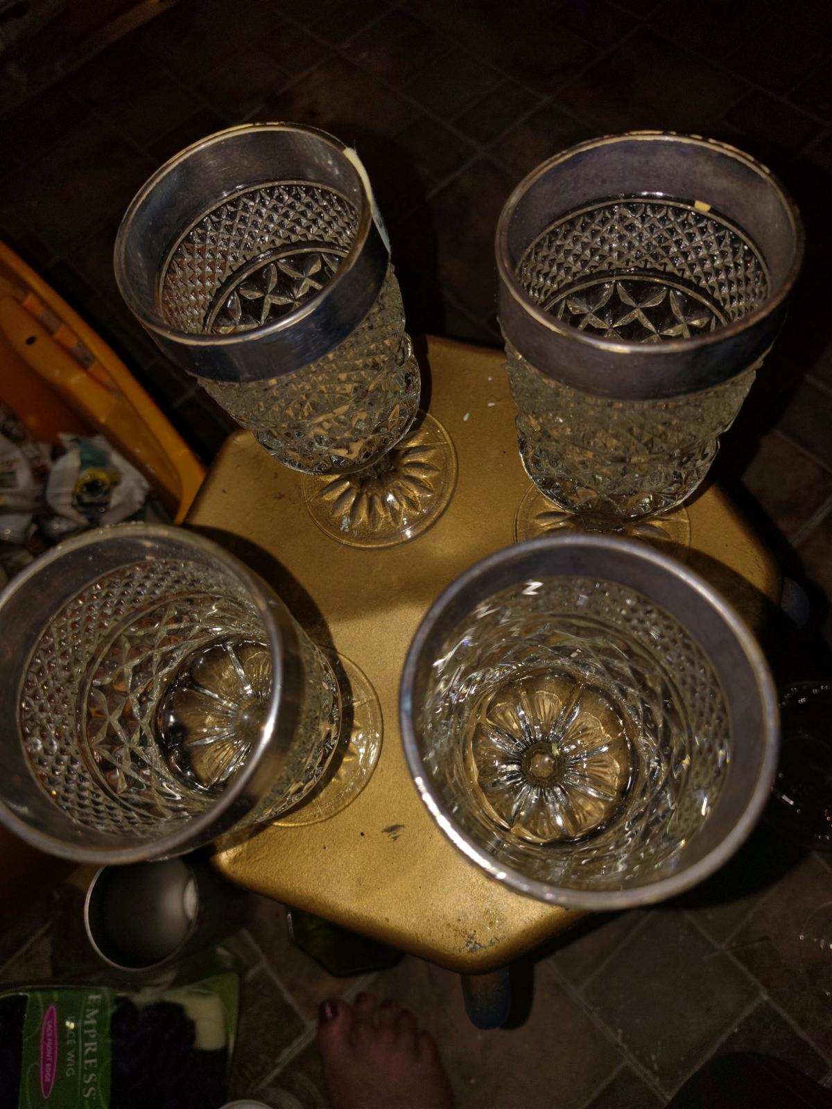 4 tall and 4 short sive trim glasses wear - Altamonte Springs, Florida - FleaMarketBay