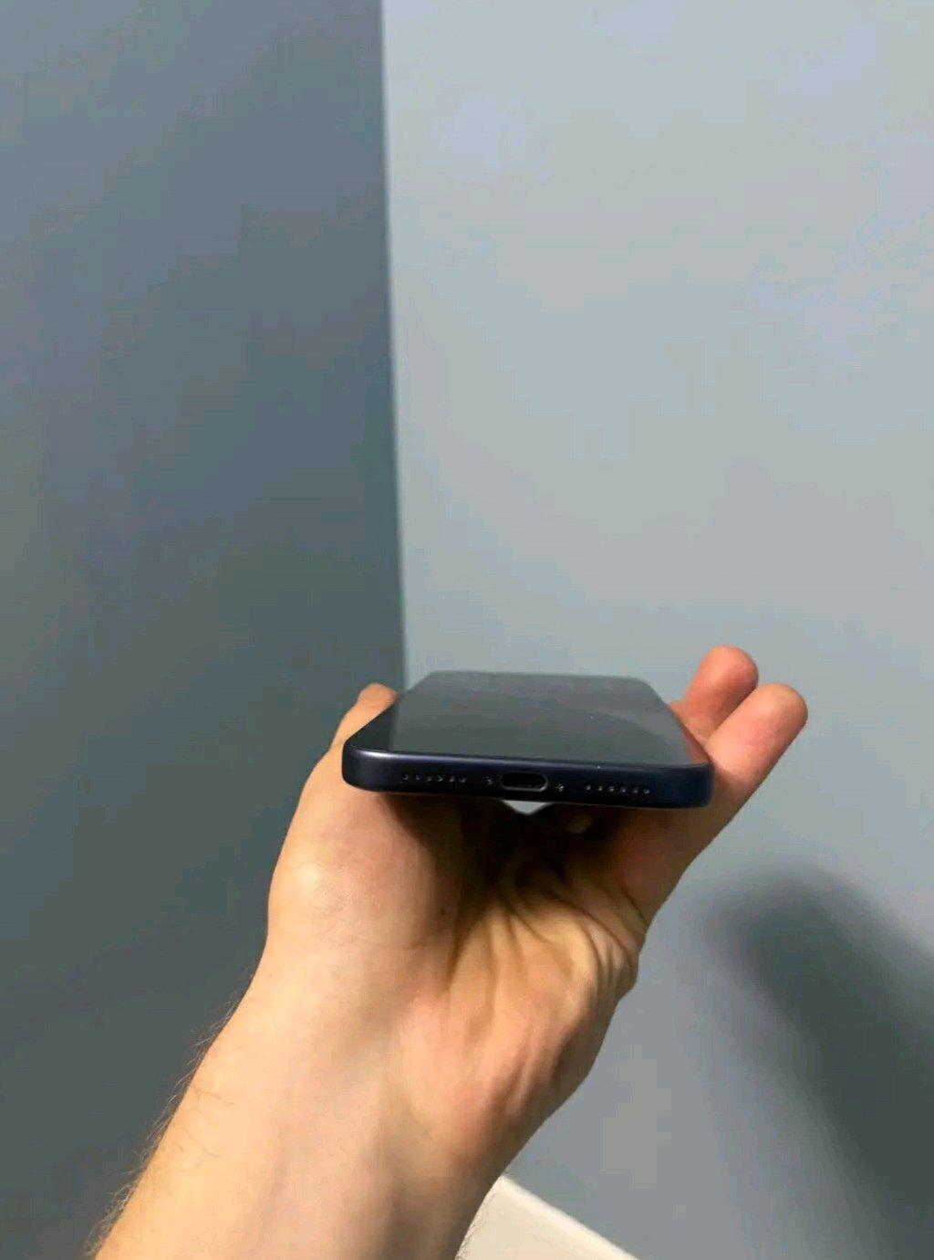 iPhone 17 ProMax - Hartford, Connecticut - FleaMarketBay