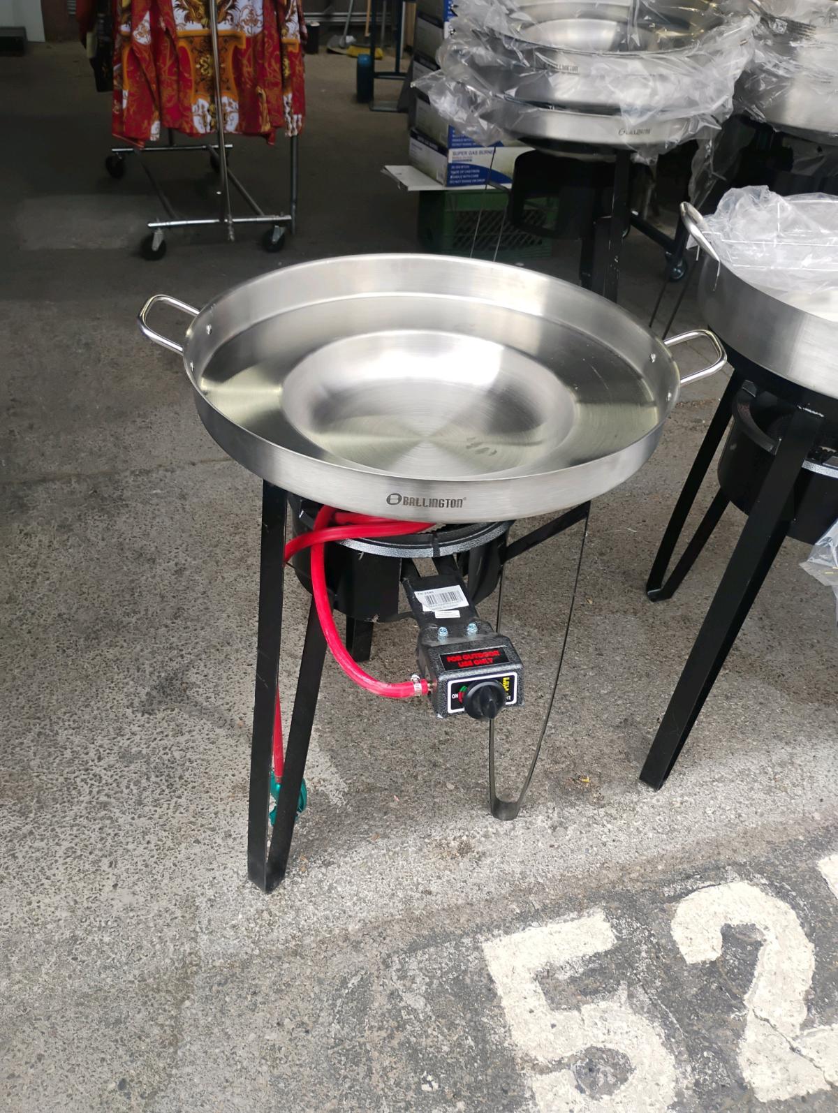 stainless steel disk tall stand and burner with hoose - Las Vegas, Nevada - FleaMarketBay