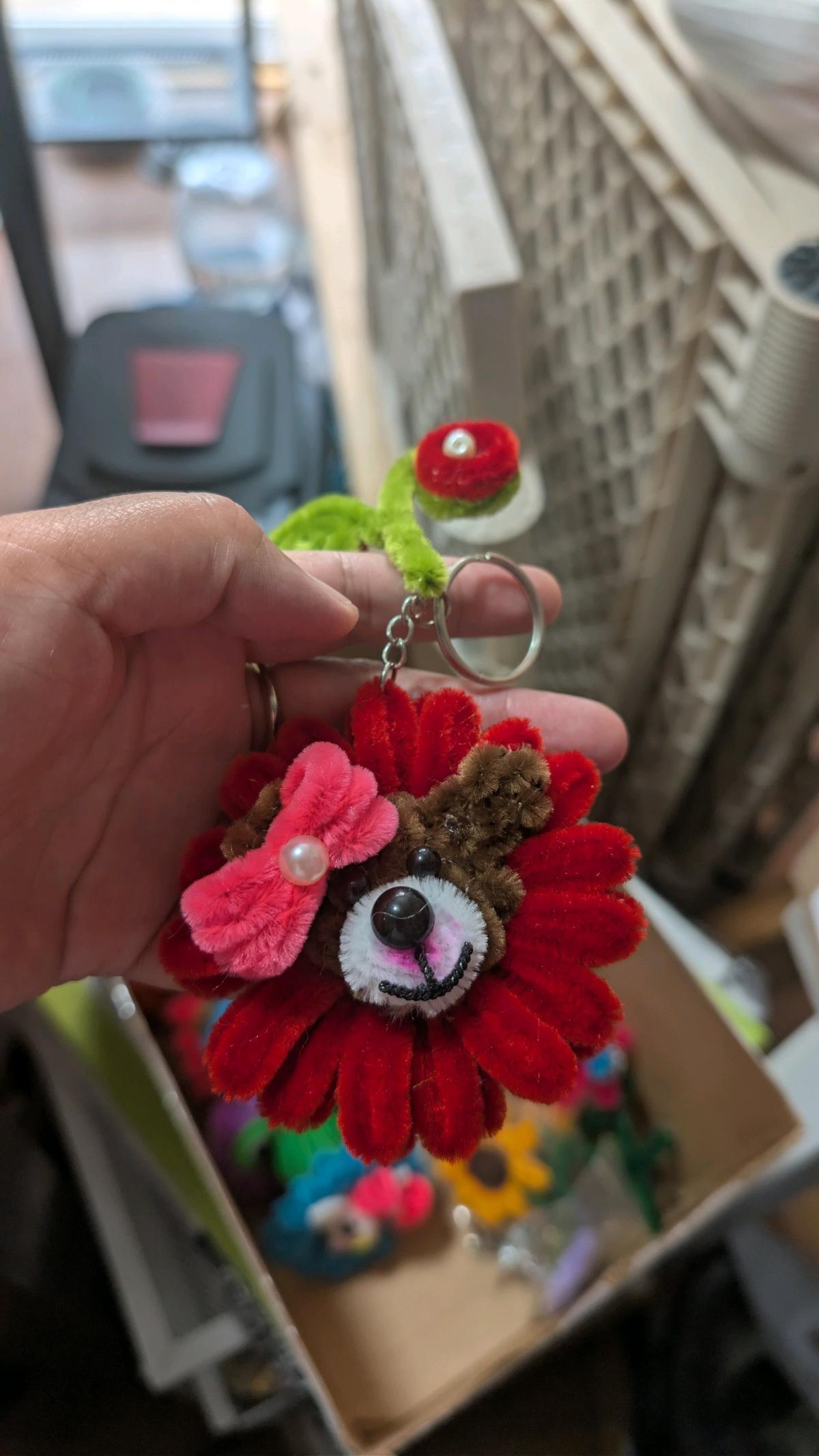handmade flower animals keychains - Shawnee, Kansas - FleaMarketBay