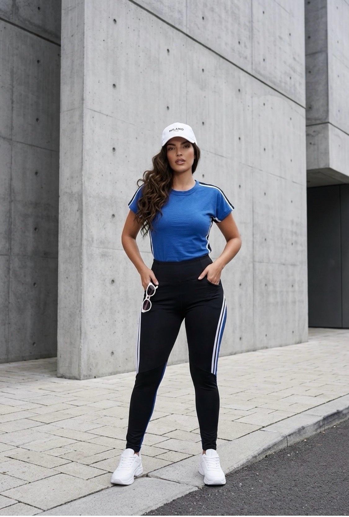 custommade workout outfit black and blue size medium like n - Lynn, Massachusetts - FleaMarketBay