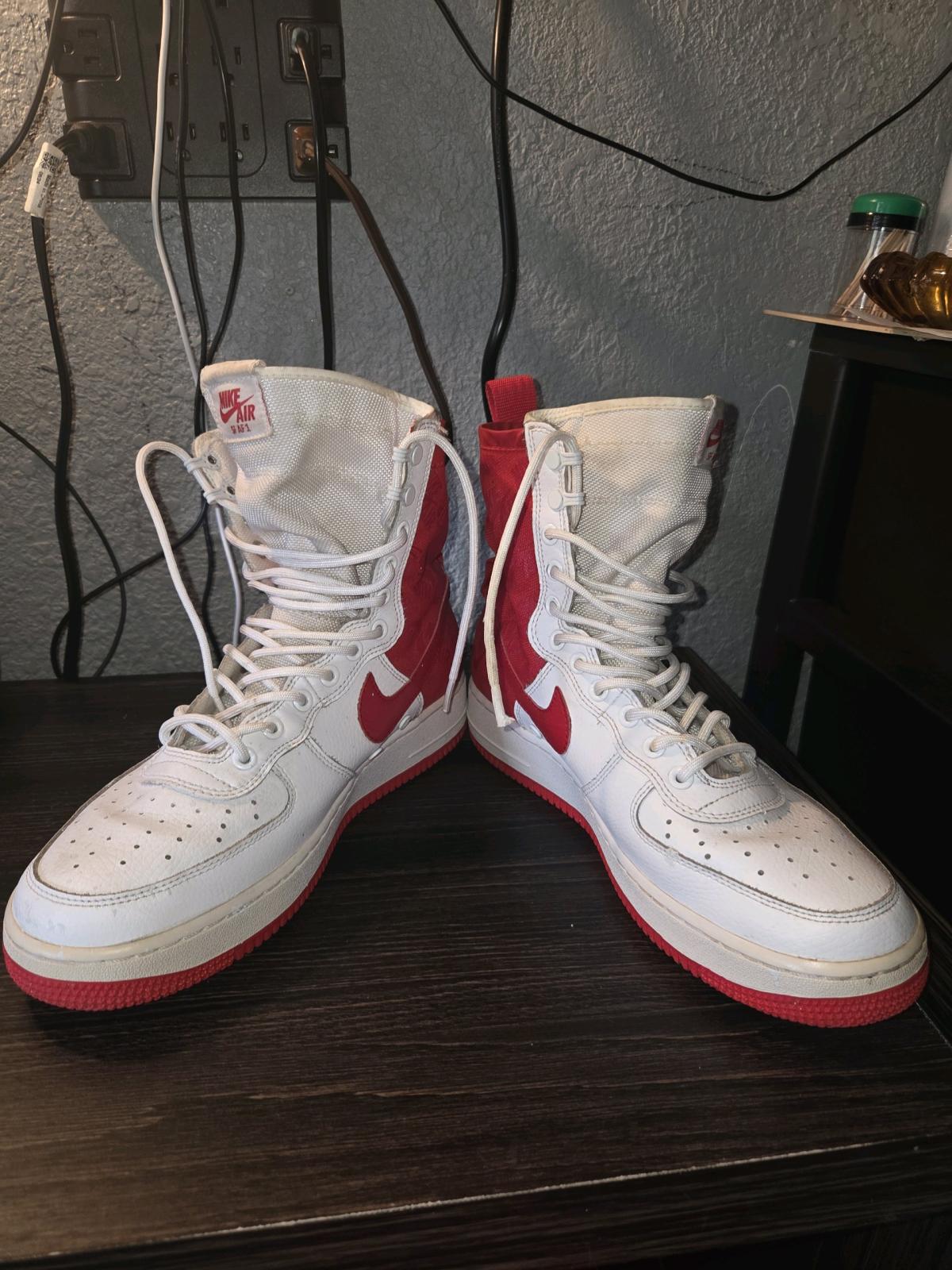 Nike Air - Arlington, Texas - FleaMarketBay