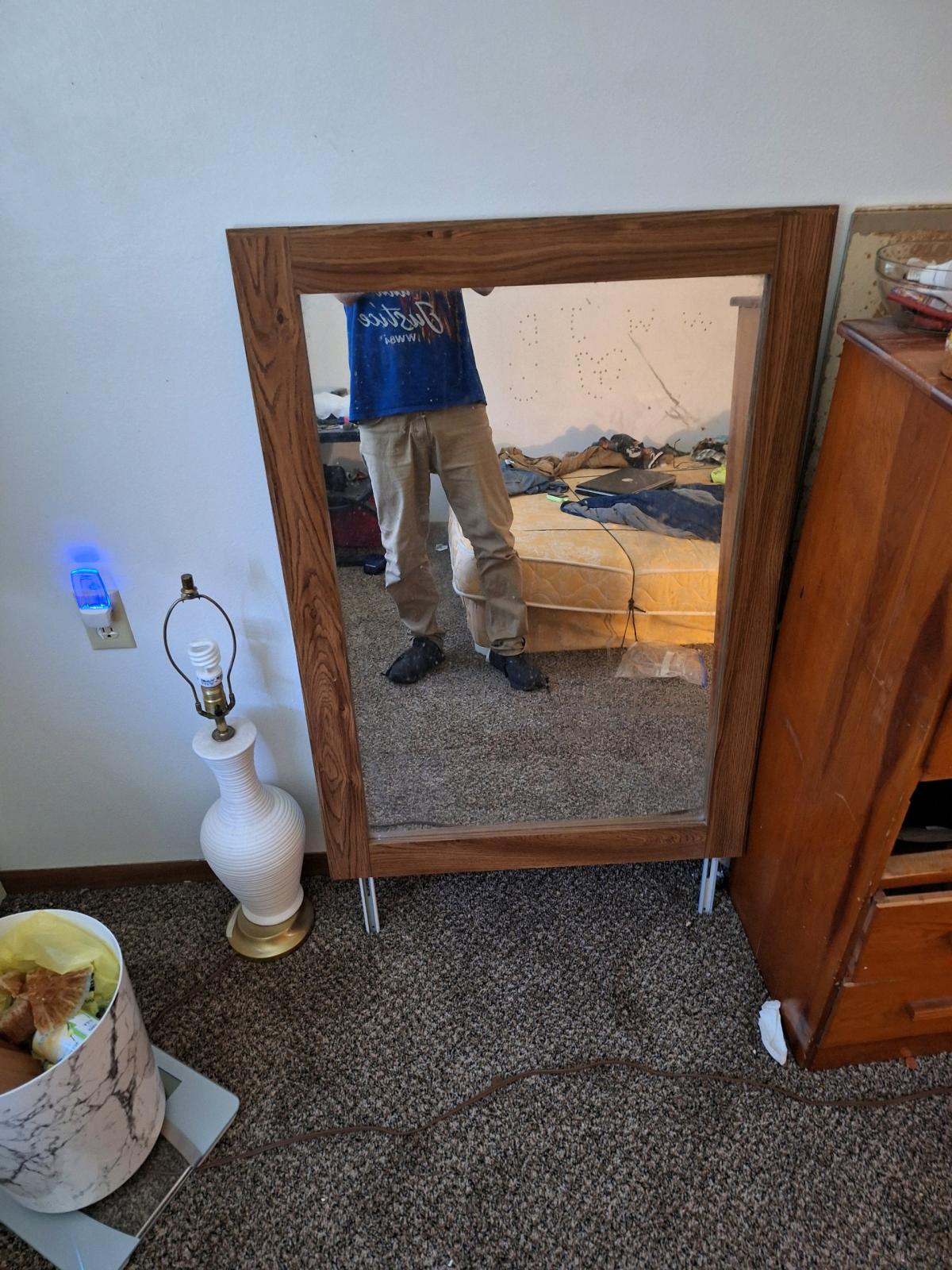 A good sized mirror - Storm Lake, Iowa - FleaMarketBay