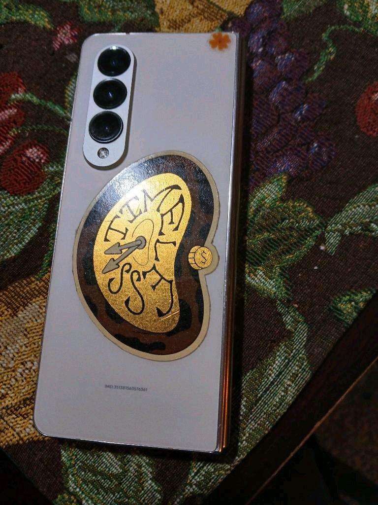 Samsung  galaxy Z fold 4 - Admire, Kansas - FleaMarketBay