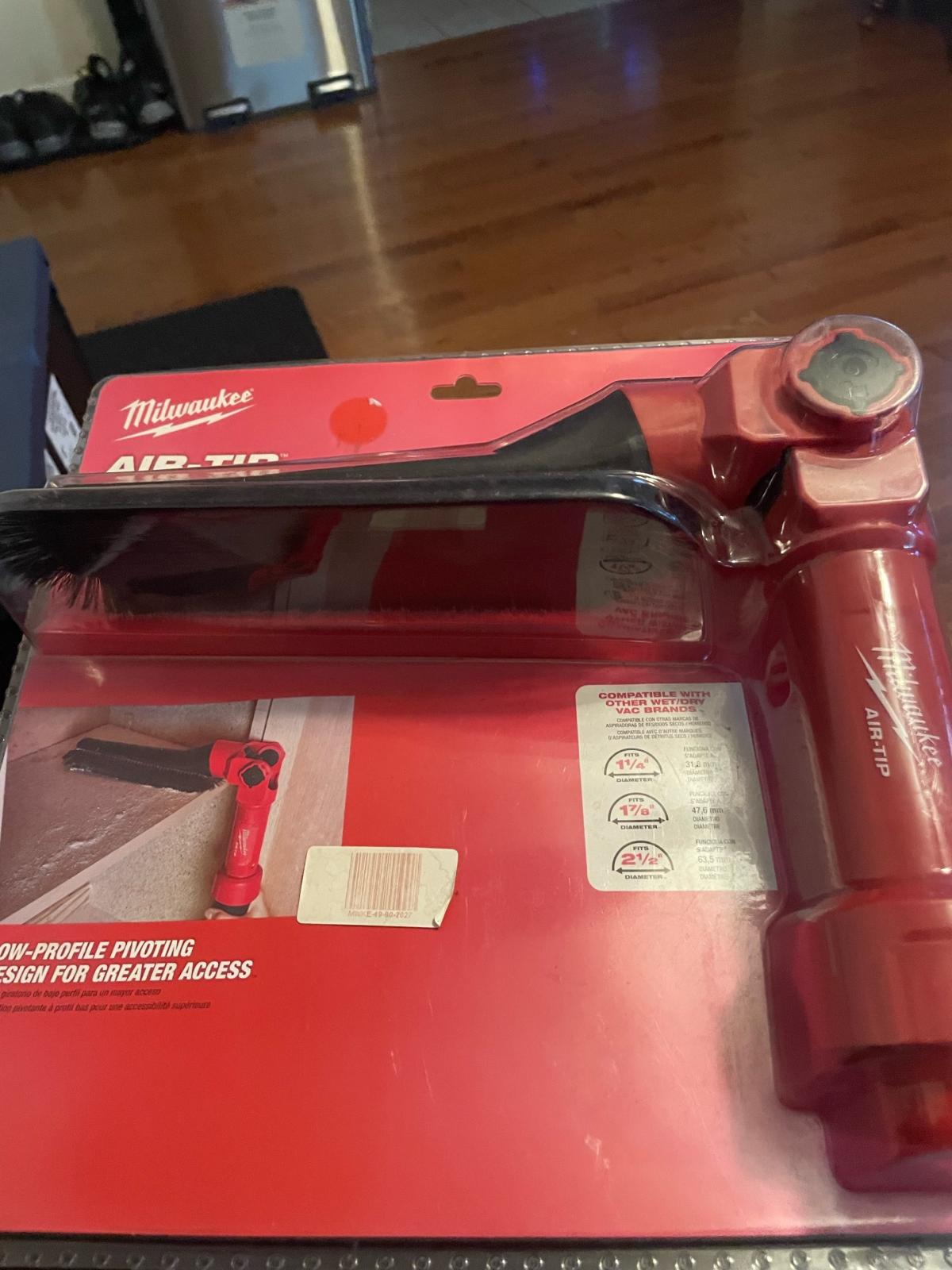 Milwaukee air tip vacuum - Scranton, Pennsylvania - FleaMarketBay