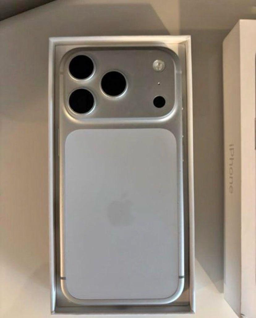 iPhone 17 Pro Max - Abilene, Texas - FleaMarketBay
