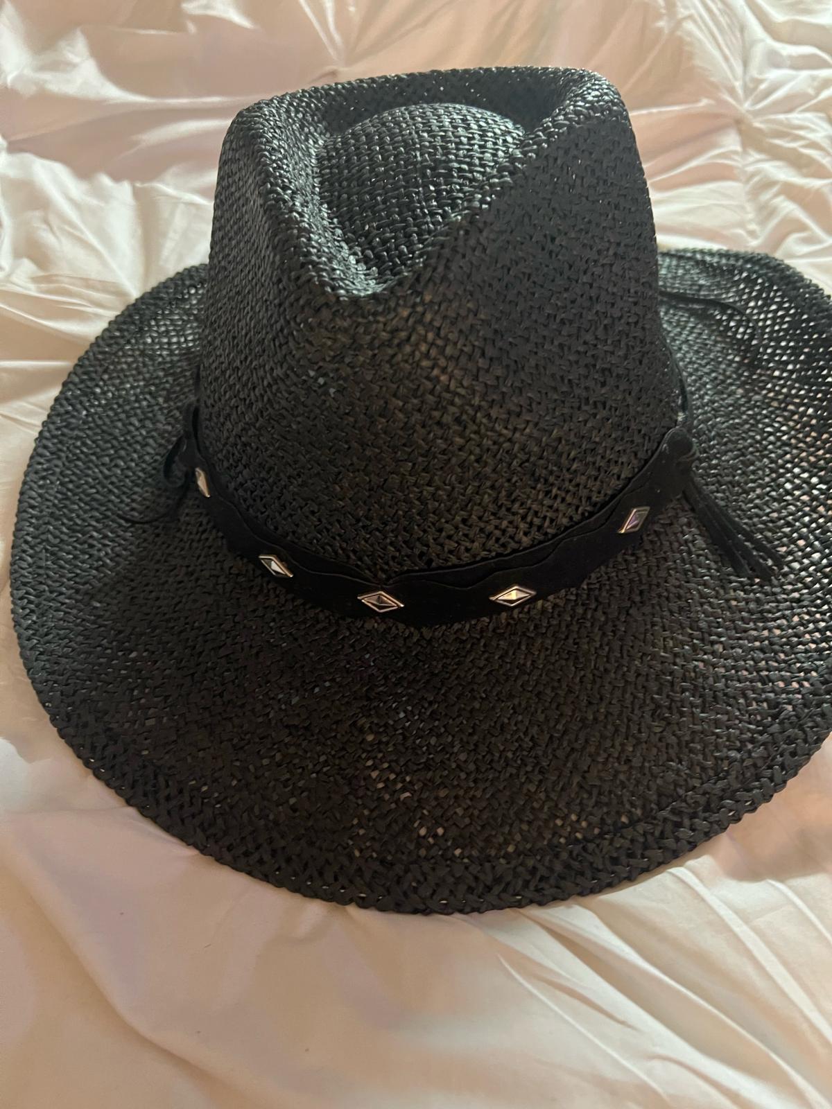 black straw unisex hat never worn - Lynn, Massachusetts - FleaMarketBay