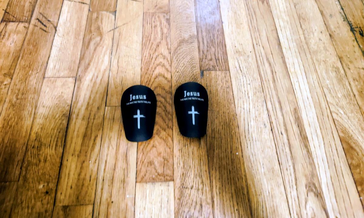 Soccer grip  and Christian shin guard and compression sleeve - Alexandria, Virginia - FleaMarketBay