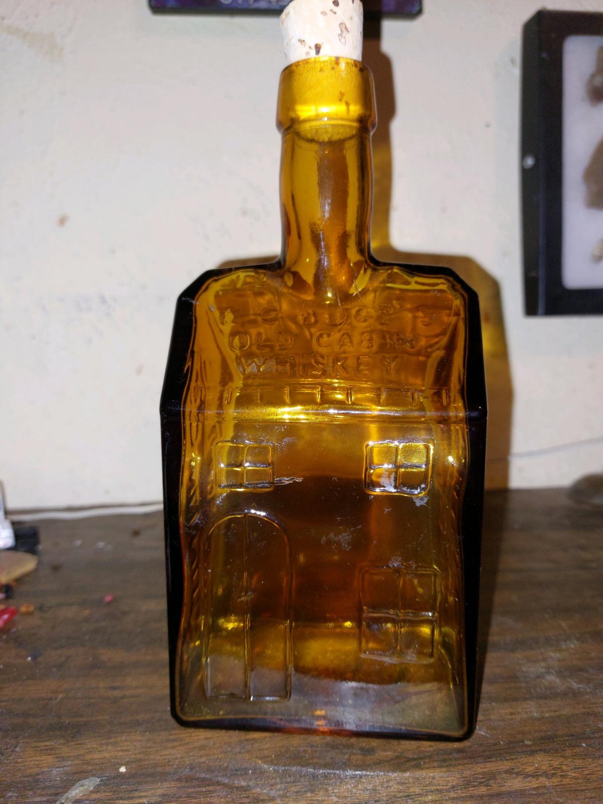 vintage bcboozs old cabin whiskey amber bottle - Hurst, Texas - FleaMarketBay