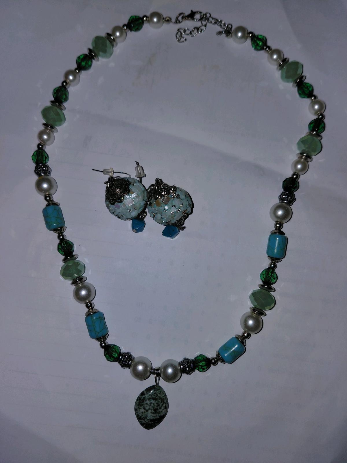 Handcrafted one of a kind necklace and earring set - Helena, Montana - FleaMarketBay