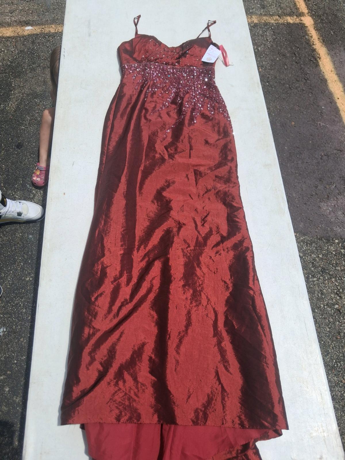 prom bridesmaid flower girl dresses - North Versailles, Pennsylvania - FleaMarketBay