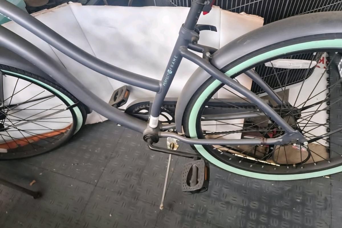 26 inch womens Huffy Cranbrook bike - Knoxville, Tennessee - FleaMarketBay