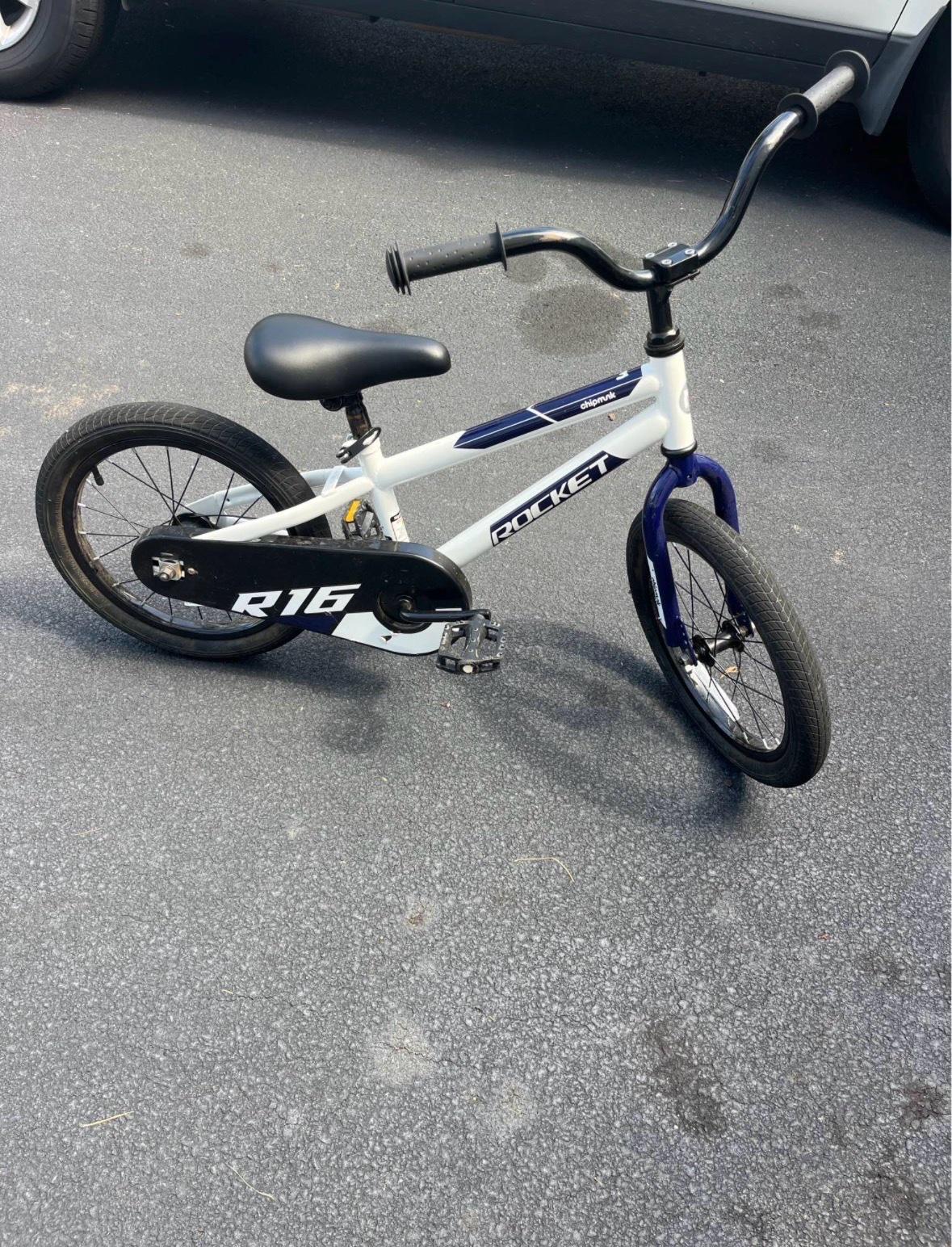 black bike good condition - Altamonte Springs, Florida - FleaMarketBay