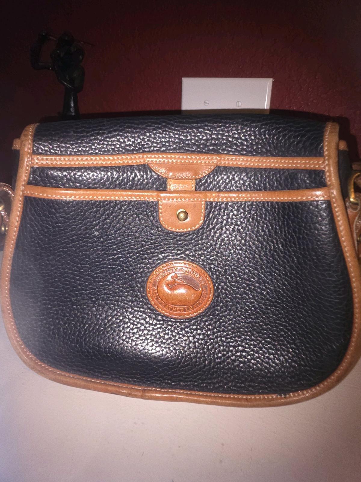 vintage black dooney and bourke crossbody bag - Austin, Texas - FleaMarketBay