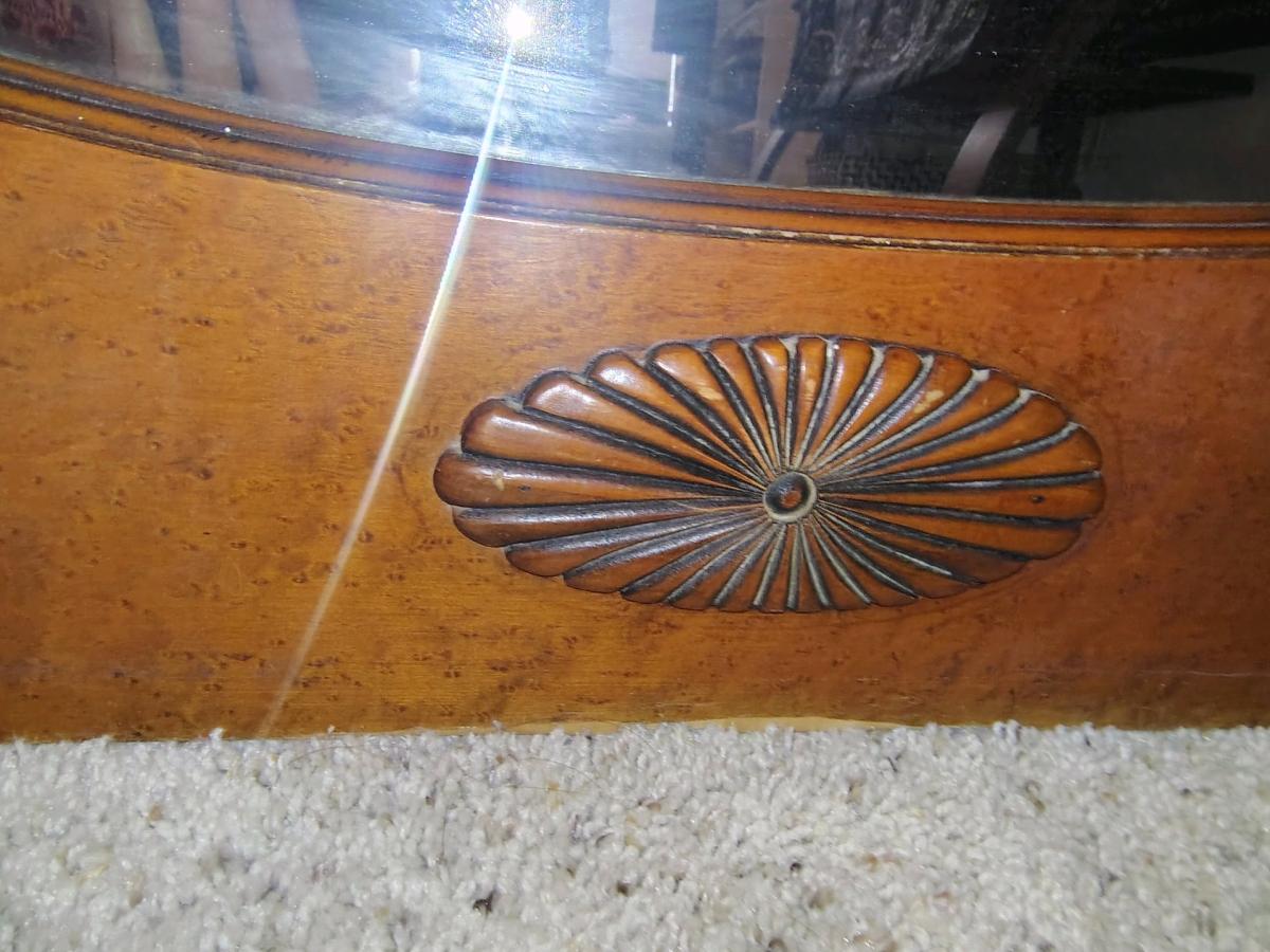 1920 vanity mirror I dont have the vanity be just the mirror - Rancho Santa Margarita, California - FleaMarketBay