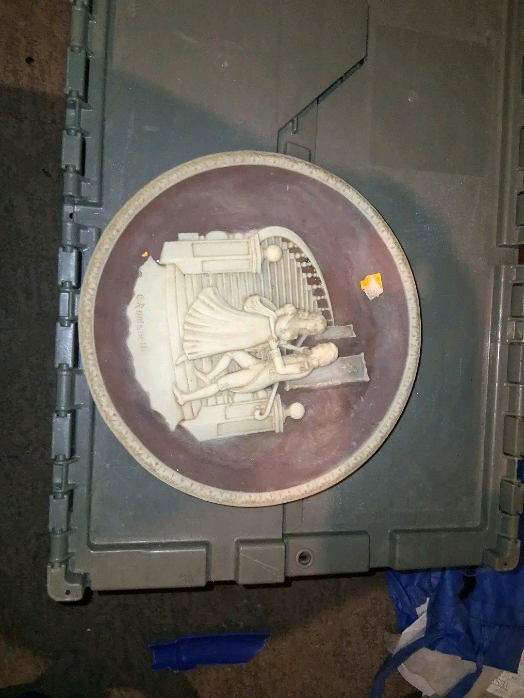 Incolay stone collector plate Lord Nelson and Lady Hamilton - Paige, Texas - FleaMarketBay