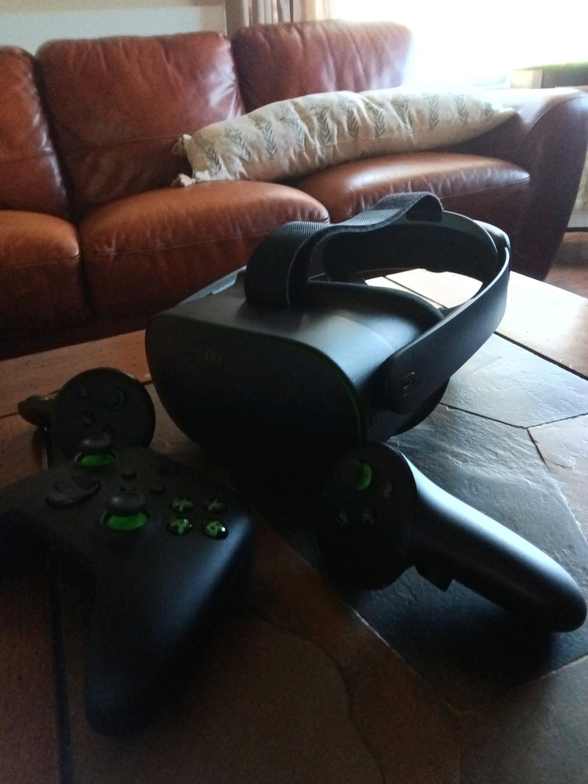 Xbox vr headset - Simi Valley, California - FleaMarketBay