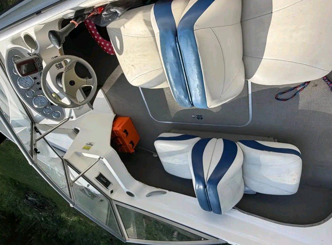 2005 Bayliner 175 Bowrider sport boat - Chicago, Illinois - FleaMarketBay