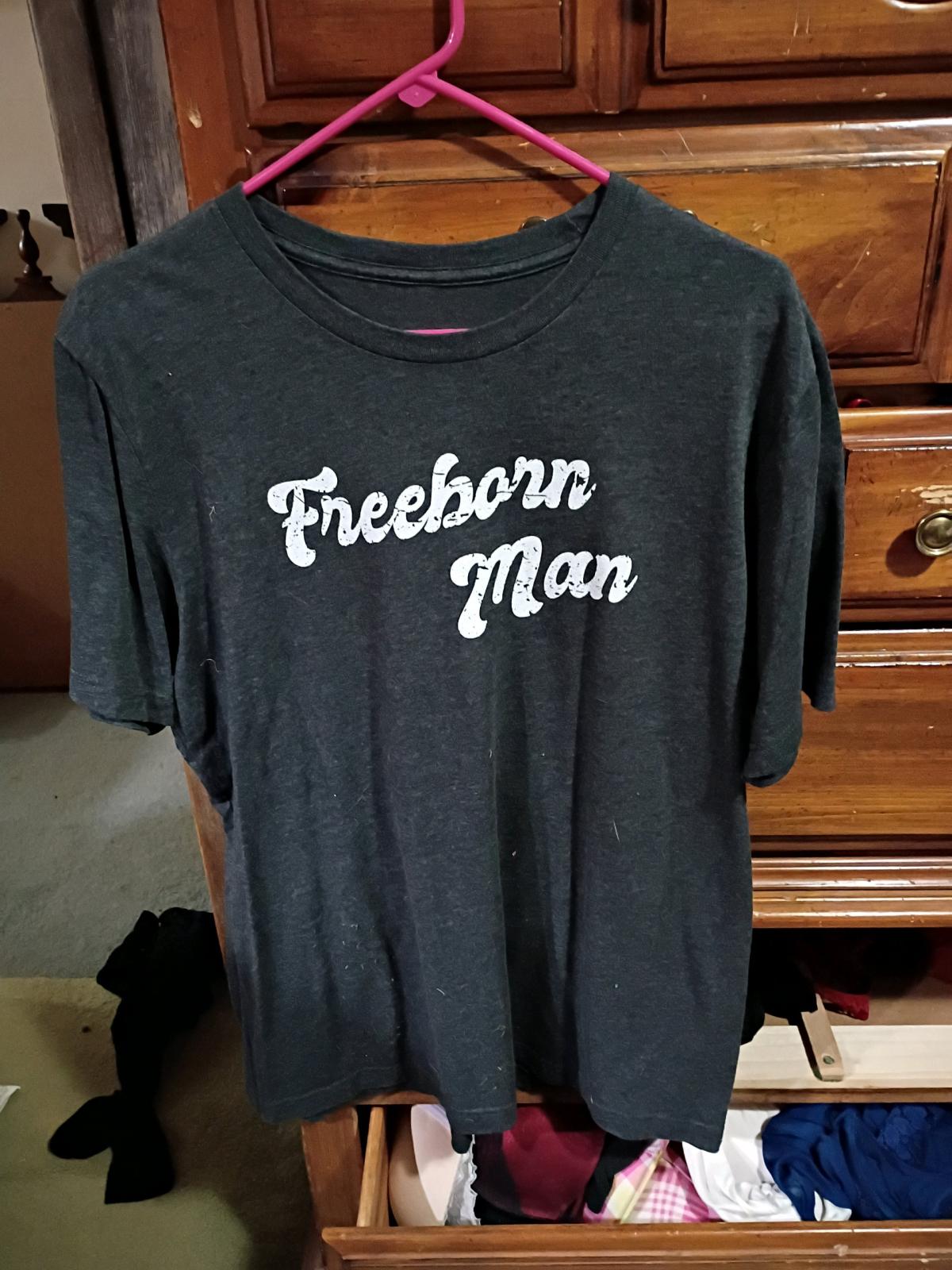 Grey Freeborn Man tee shirt - Luzerne, Pennsylvania - FleaMarketBay