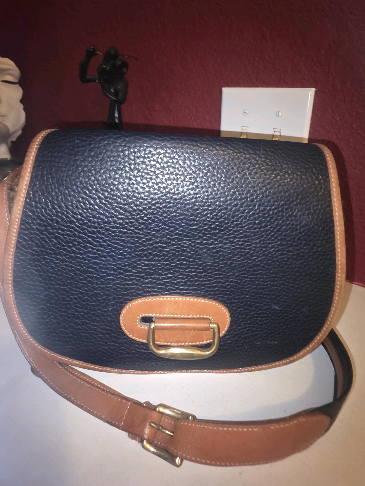 vintage black dooney and bourke crossbody bag - Austin, Texas - FleaMarketBay