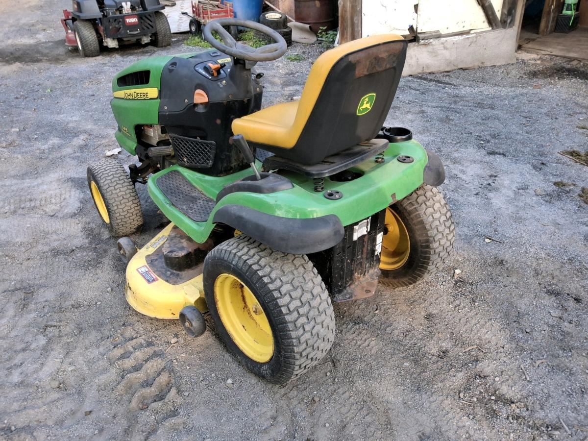 John Deere 145 automatic with 48in deck - Fleetwood, Pennsylvania - FleaMarketBay
