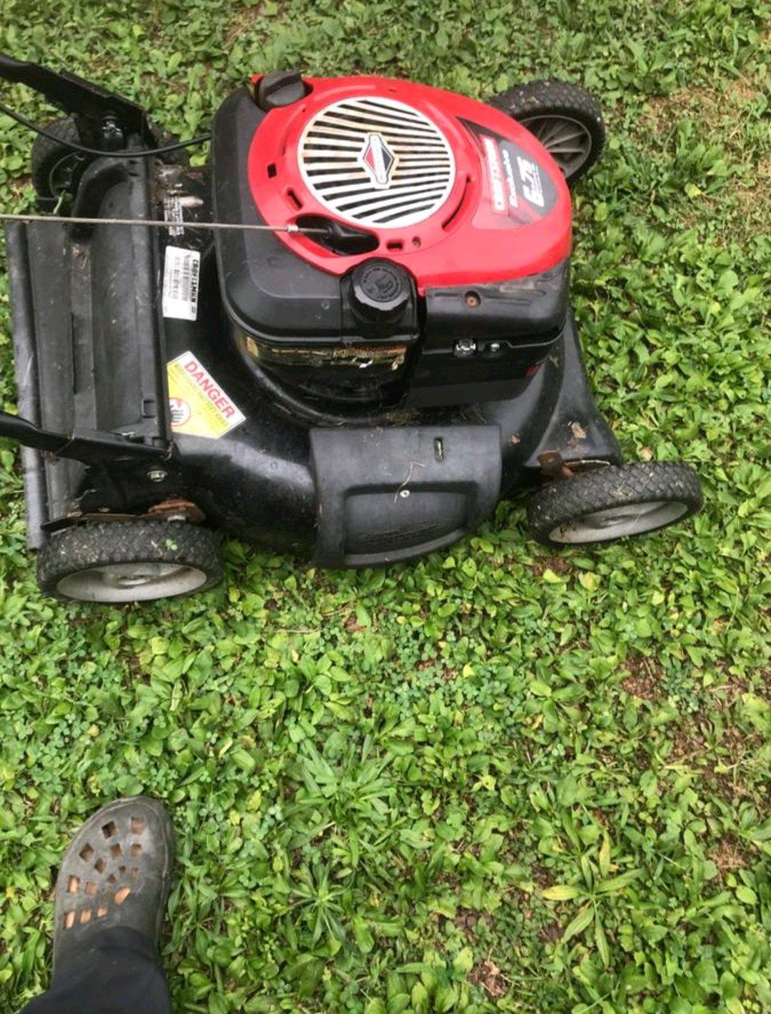 Craftsman Gas Push Lawn Mower - Brooklyn, New York - FleaMarketBay