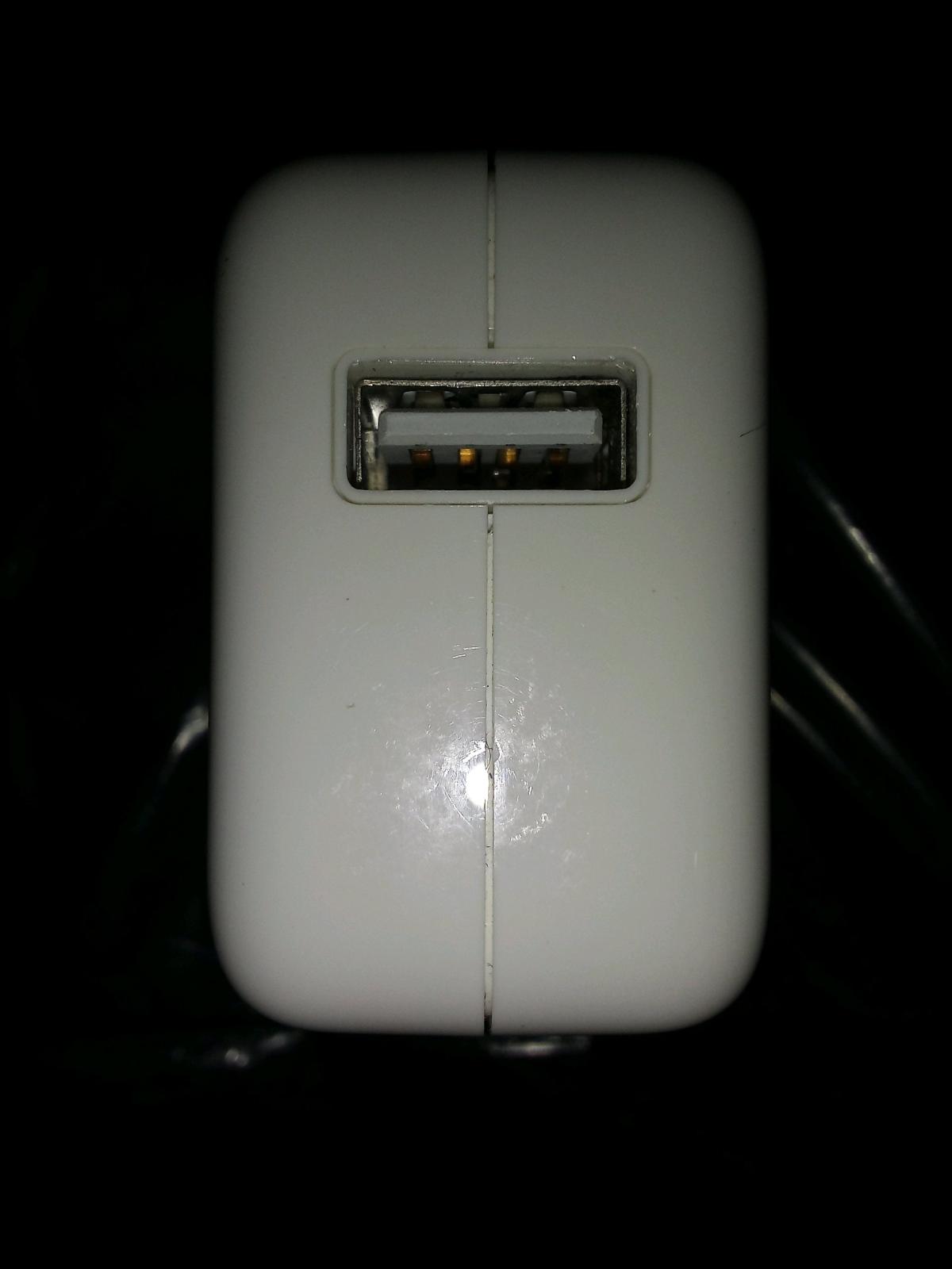 Apple 10W USB A Power Adapter - Columbus, Ohio - FleaMarketBay
