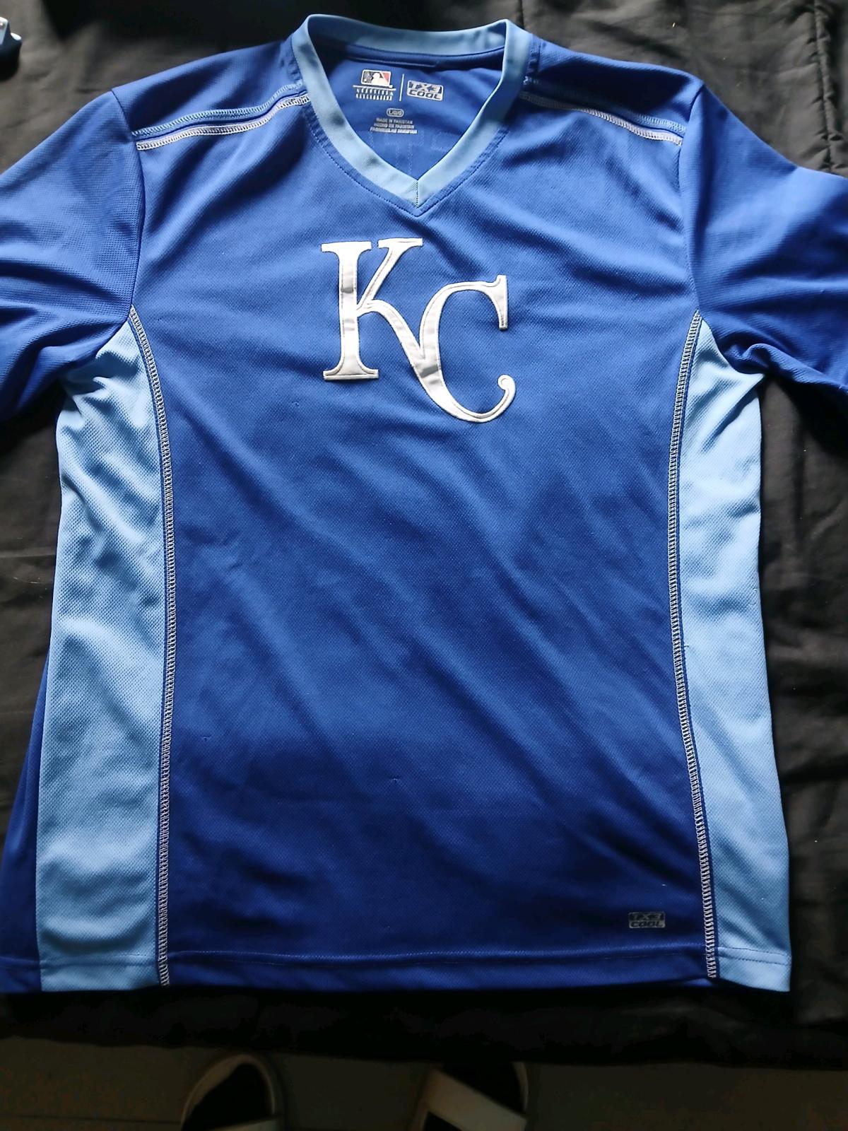 Kansas City Royals Top - Sharon, Pennsylvania - FleaMarketBay