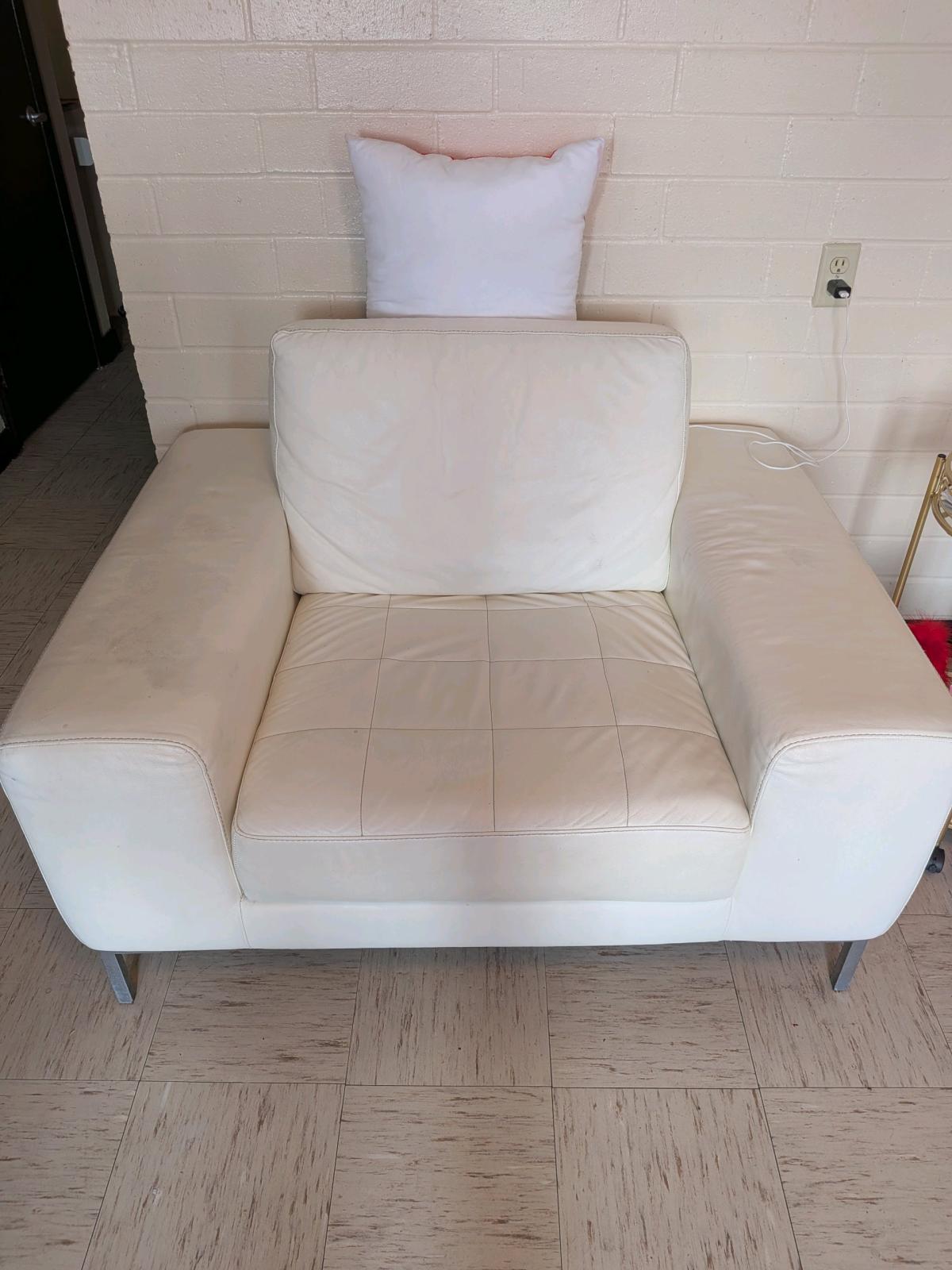 Authentic Nicoletti Salotti White Leather Chairs Made In Ita - Jacksonville, Florida - FleaMarketBay
